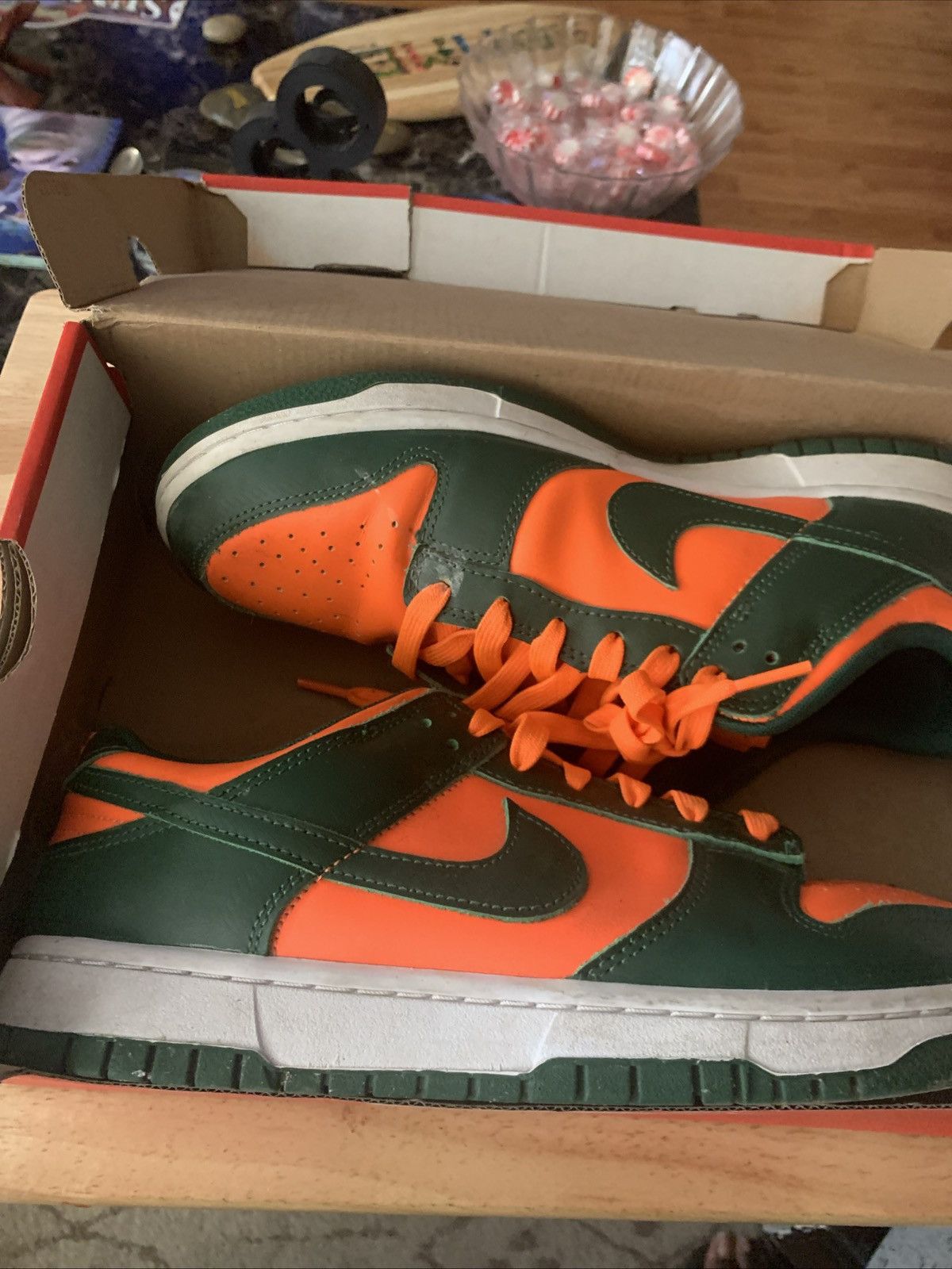 Nike hurricane miami nike dunk low retro Size US 9 / EU 42 - 2 Thumbnail