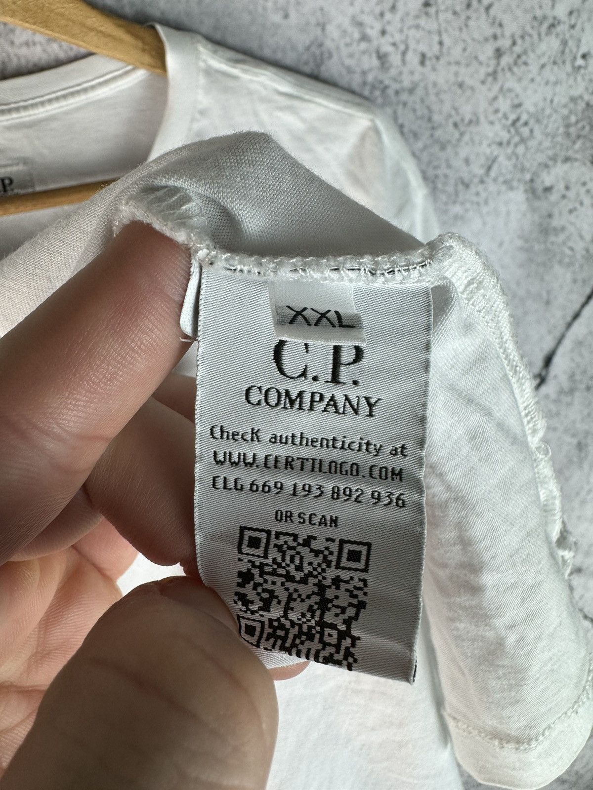 C.P. Company C. P. Company big logo T-Shirt Rare Retro Hype Y2K Size US XXL / EU 58 / 5 - 5 Thumbnail