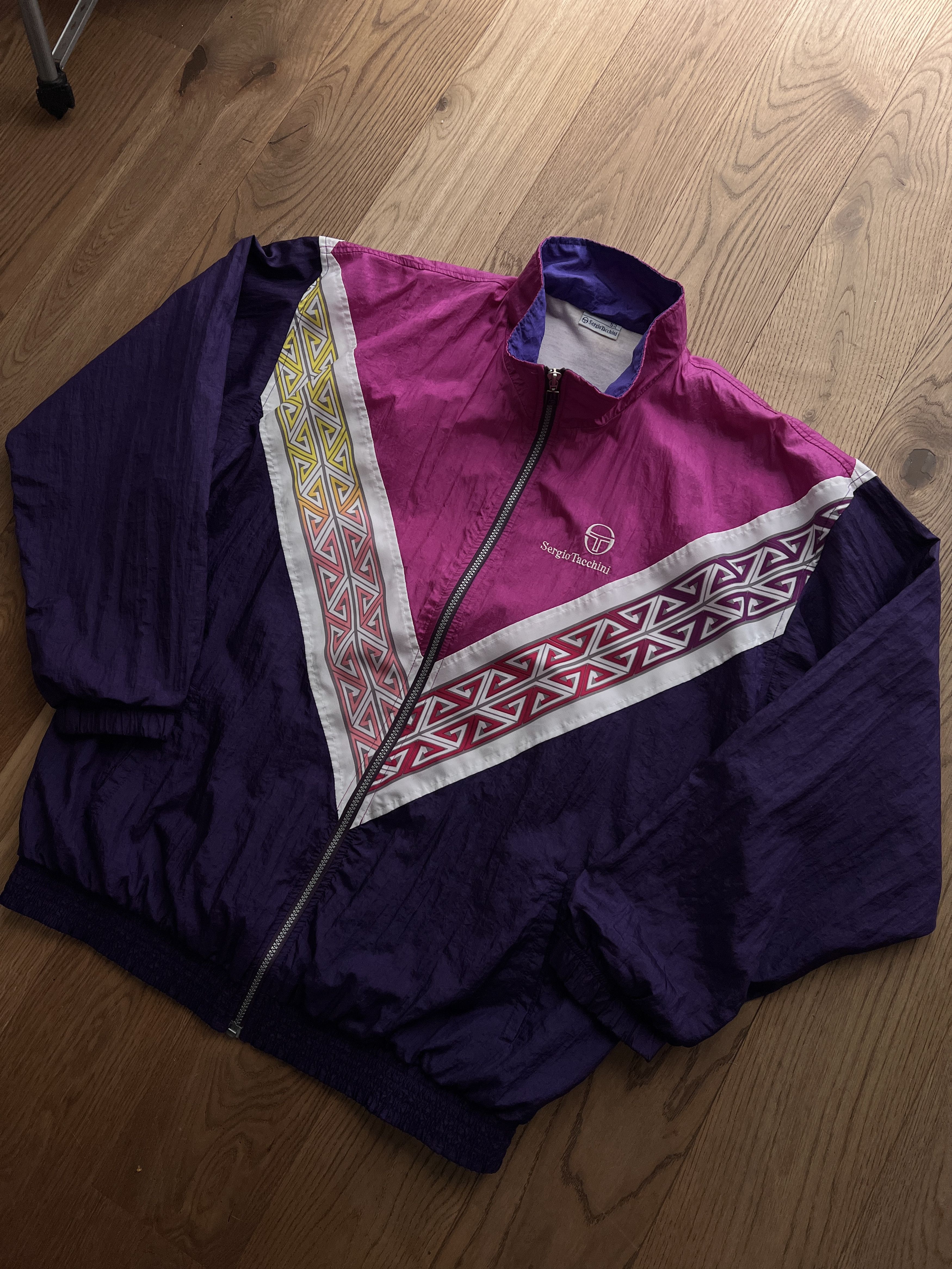 Sergio Tacchini Sergio Tacchini vintage 80s 90s nylon track top retro jacket Size US L / EU 52-54 / 3 - 9 Thumbnail
