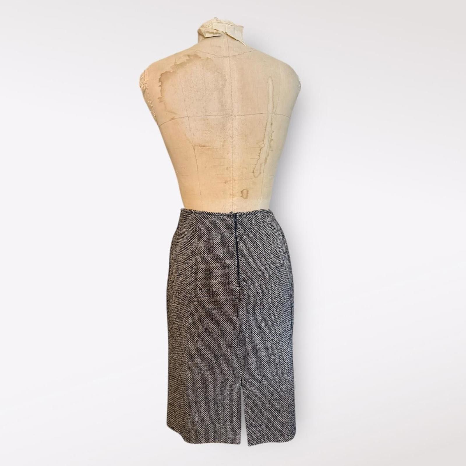 Max Mara Max Mara Pianoforte Gray Tweed Skirt Size 10 Size 32" / US 10 / IT 46 - 2 Thumbnail