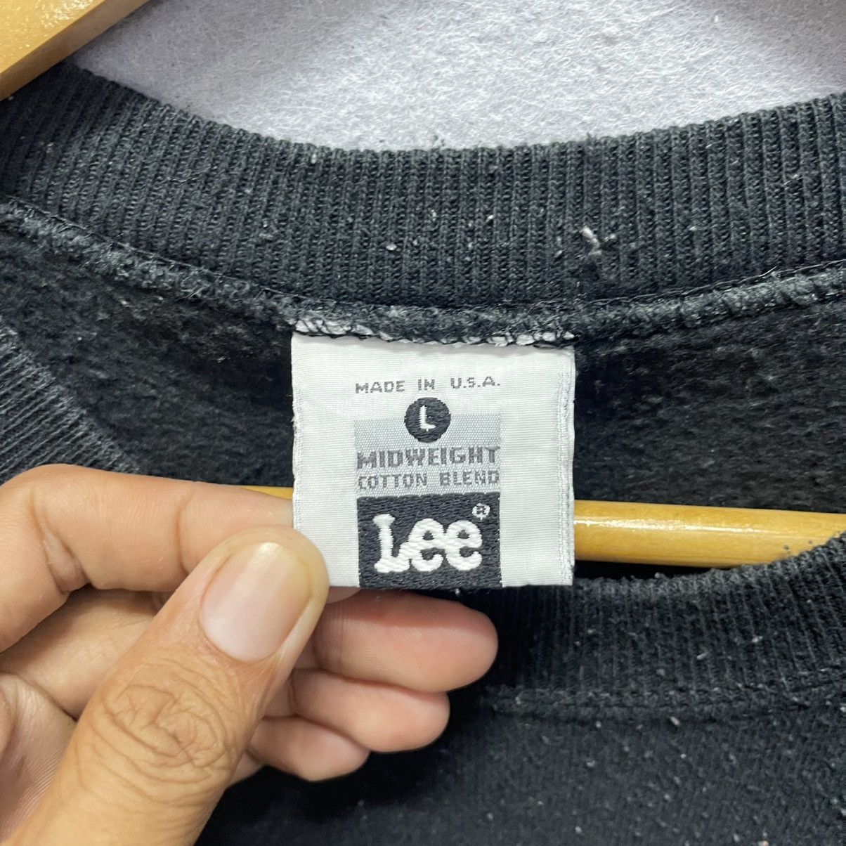Lee Vintage 1980s Lee Midweight Cotton Blend Sweatshirt Size US L / EU 52-54 / 3 - 8 Thumbnail