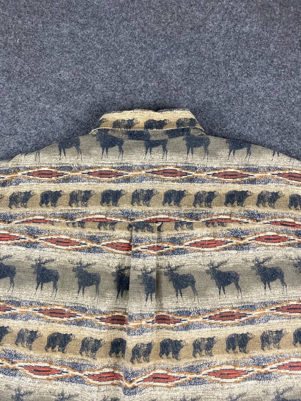 Woolrich Woolen Mills john rich & bros woolrich shirt navajo design Size US XL / EU 56 / 4 - 11 Thumbnail