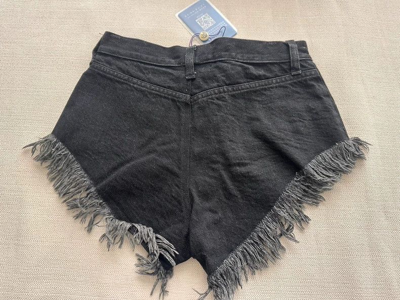 Saint Laurent Paris Saint laurent paris shorts 2506-Nextarrow Size 27" / US 4 / IT 40 - 5 Thumbnail