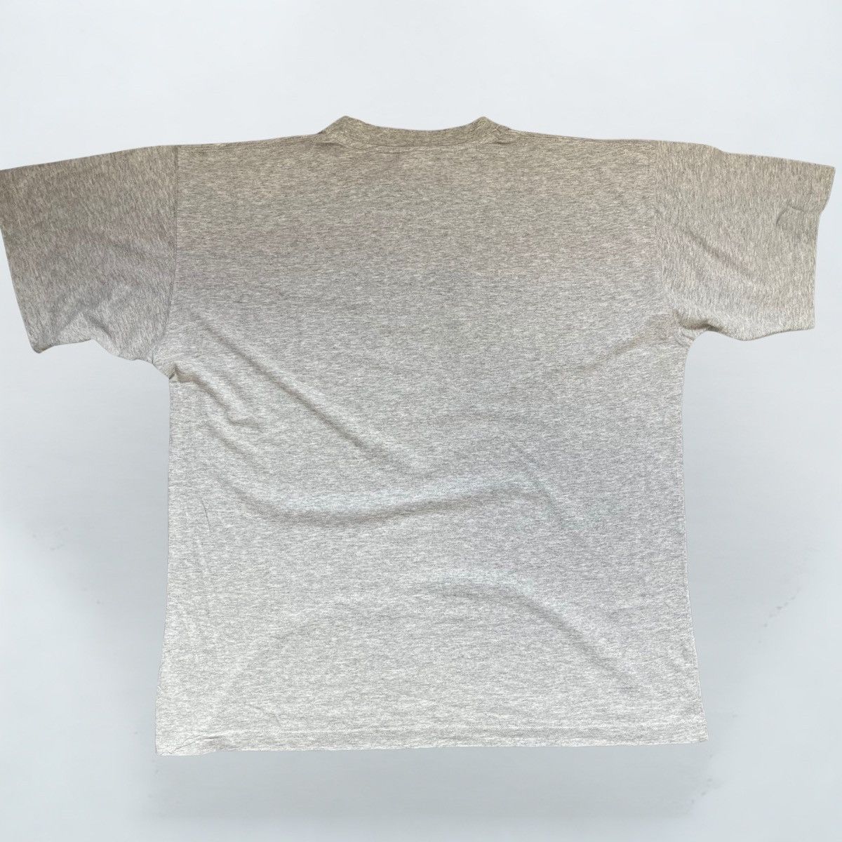 Reebok Vintage Reebok Grey Essential Tee (90s / Y2K) Size US L / EU 52-54 / 3 - 5 Thumbnail