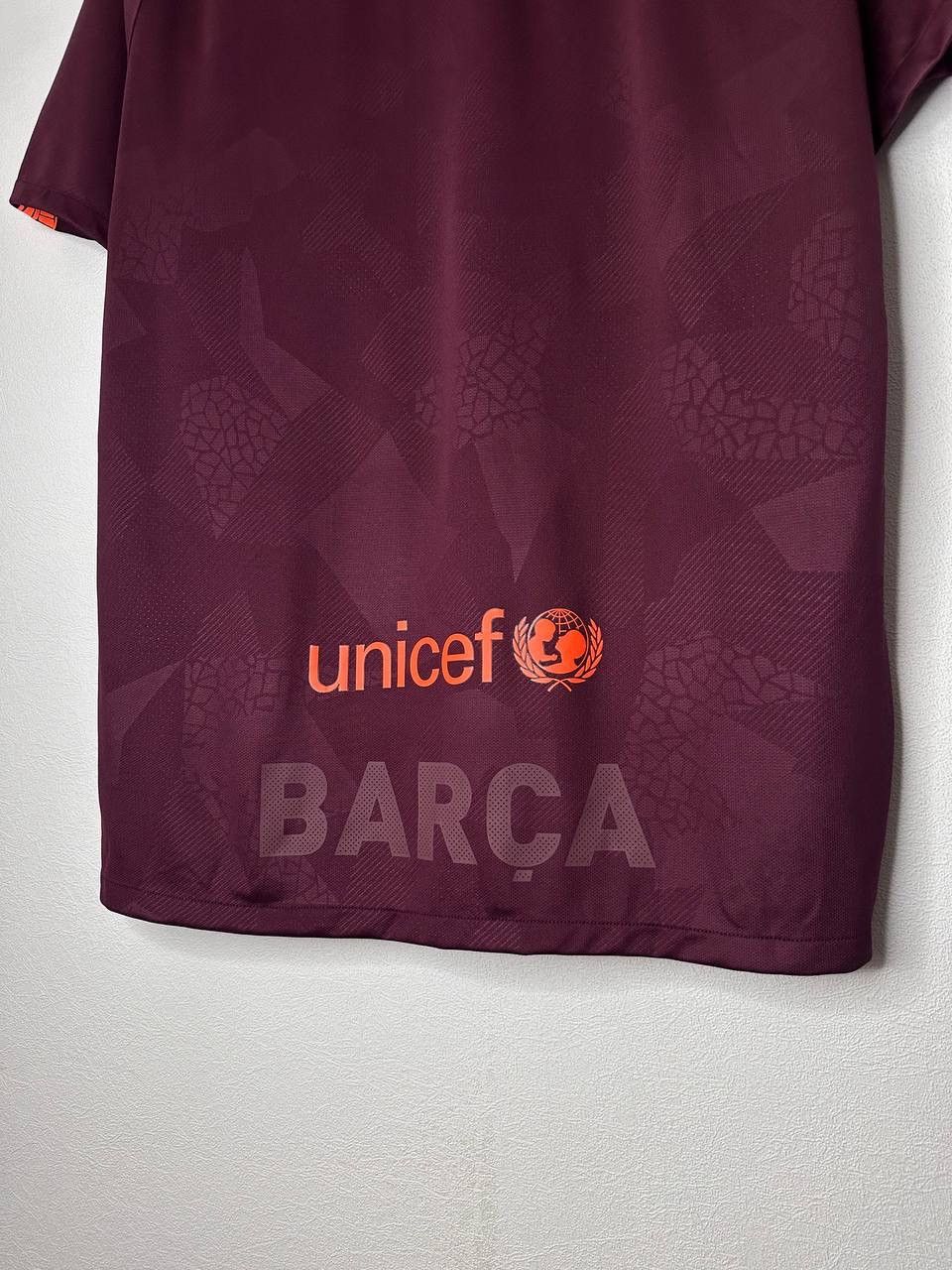 Nike Nike FC Barcelona 2017 Third Soccer Jersey Burgundy XXL Size US XXL / EU 58 / 5 - 9 Thumbnail
