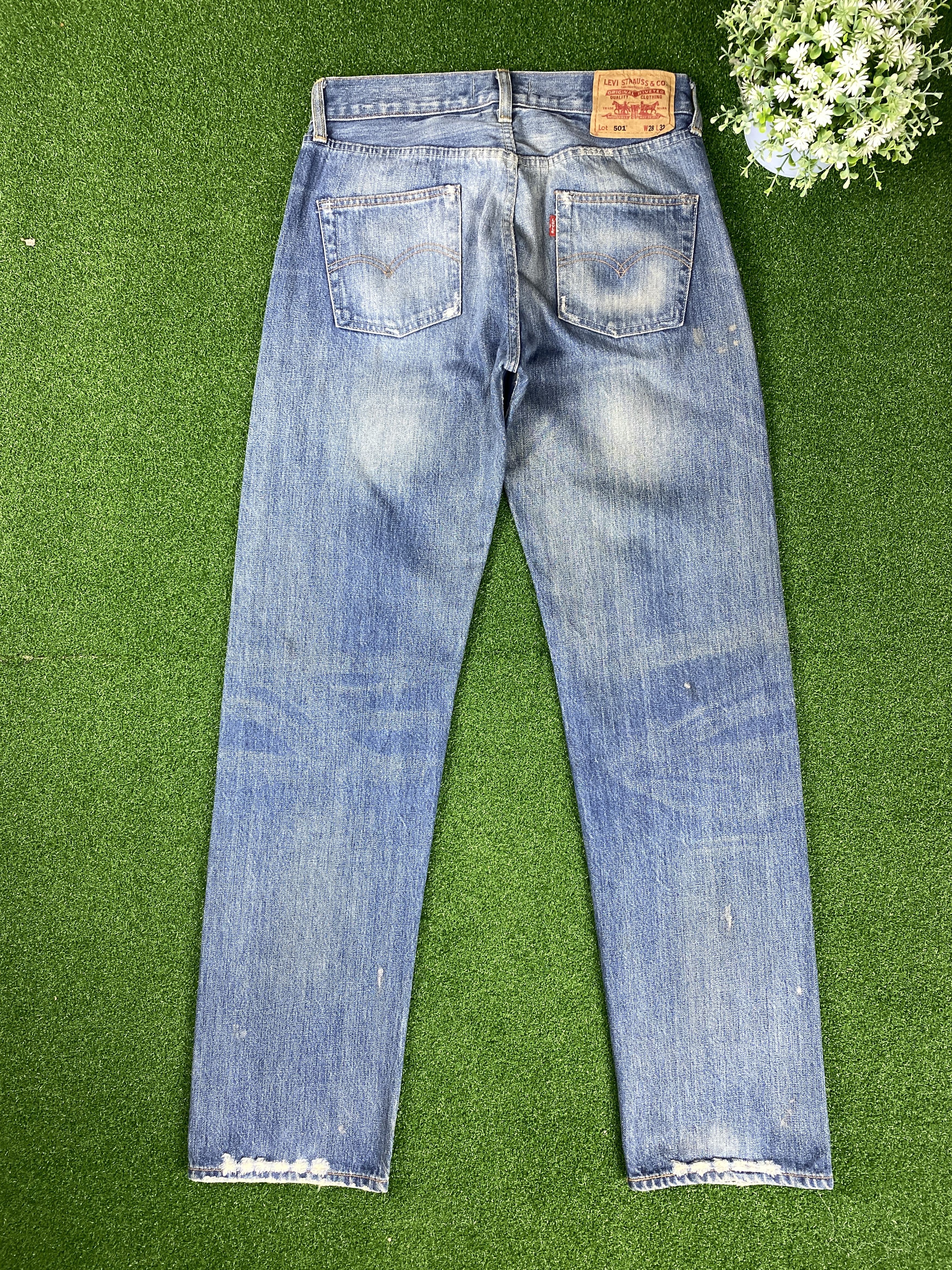 Levi's Vintage 90s Levi's 501 Faded Jeans CP0073 Size US 30 / EU 46 - 7 Thumbnail