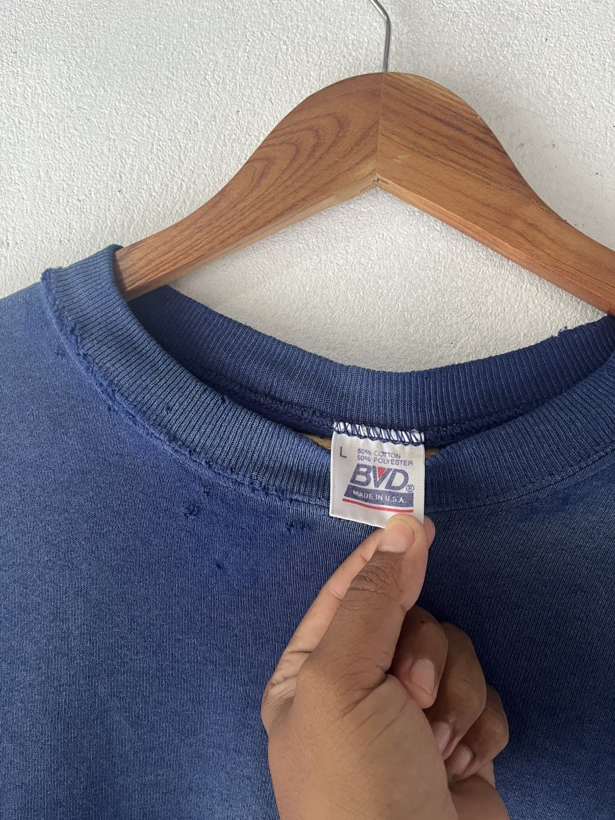 Vintage Thrashed Faded Navy Crewneck Sweatshirt Distressed Size US XL / EU 56 / 4 - 2 Thumbnail
