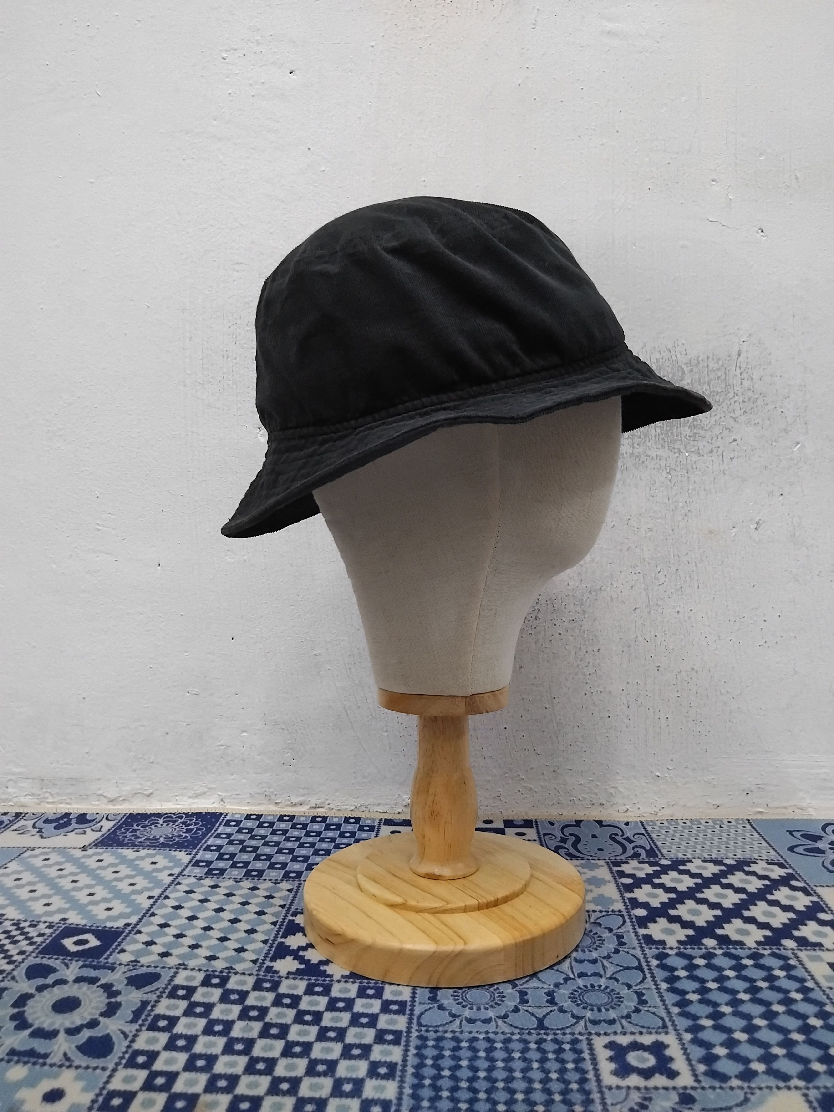 New Era 💥New era black colour hat Size 38 - 2 Thumbnail