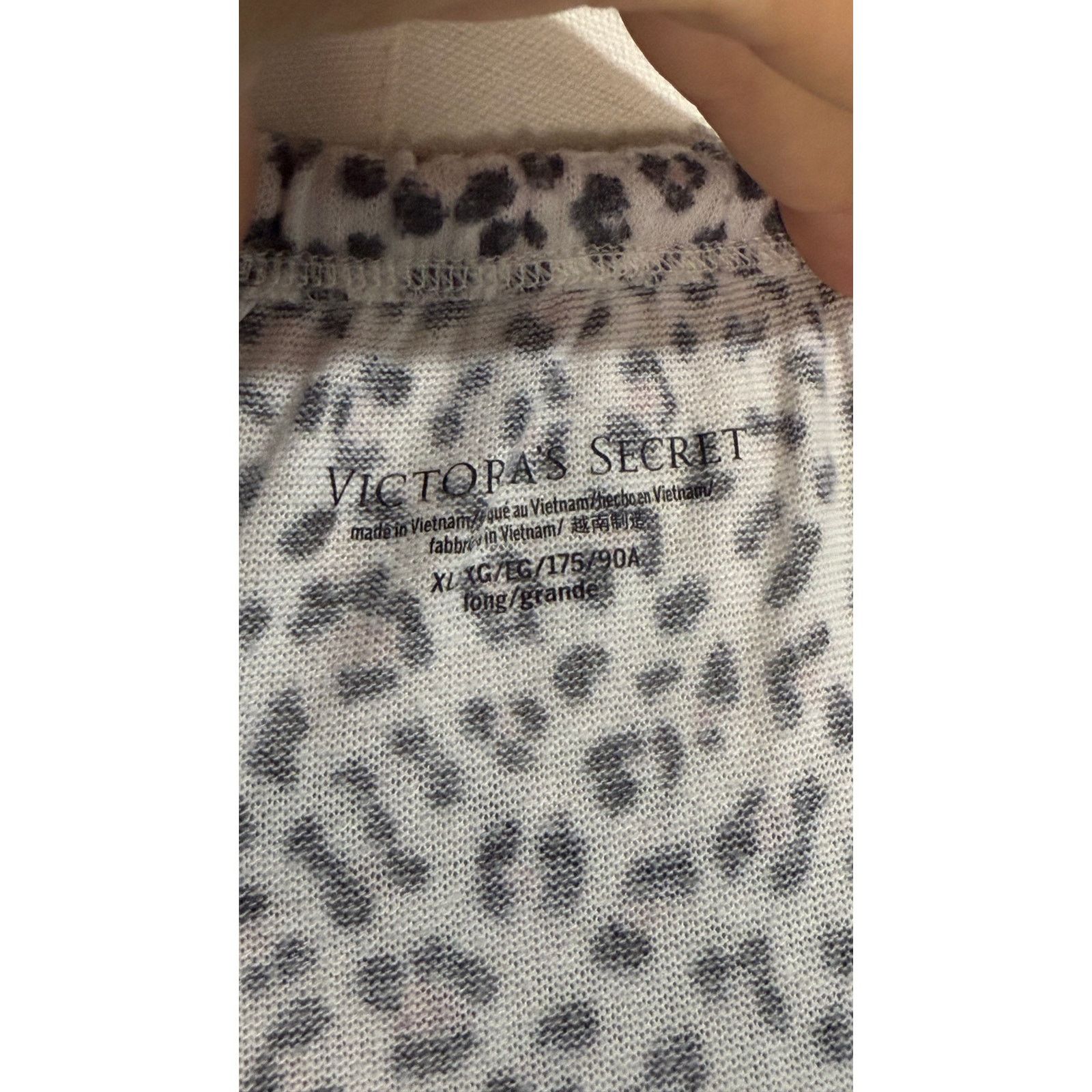 Victoria's Secret Victoria's Secret Women's XL Leopard Print Pajama Set Size 34" / US 12 / IT 48 - 7 Thumbnail