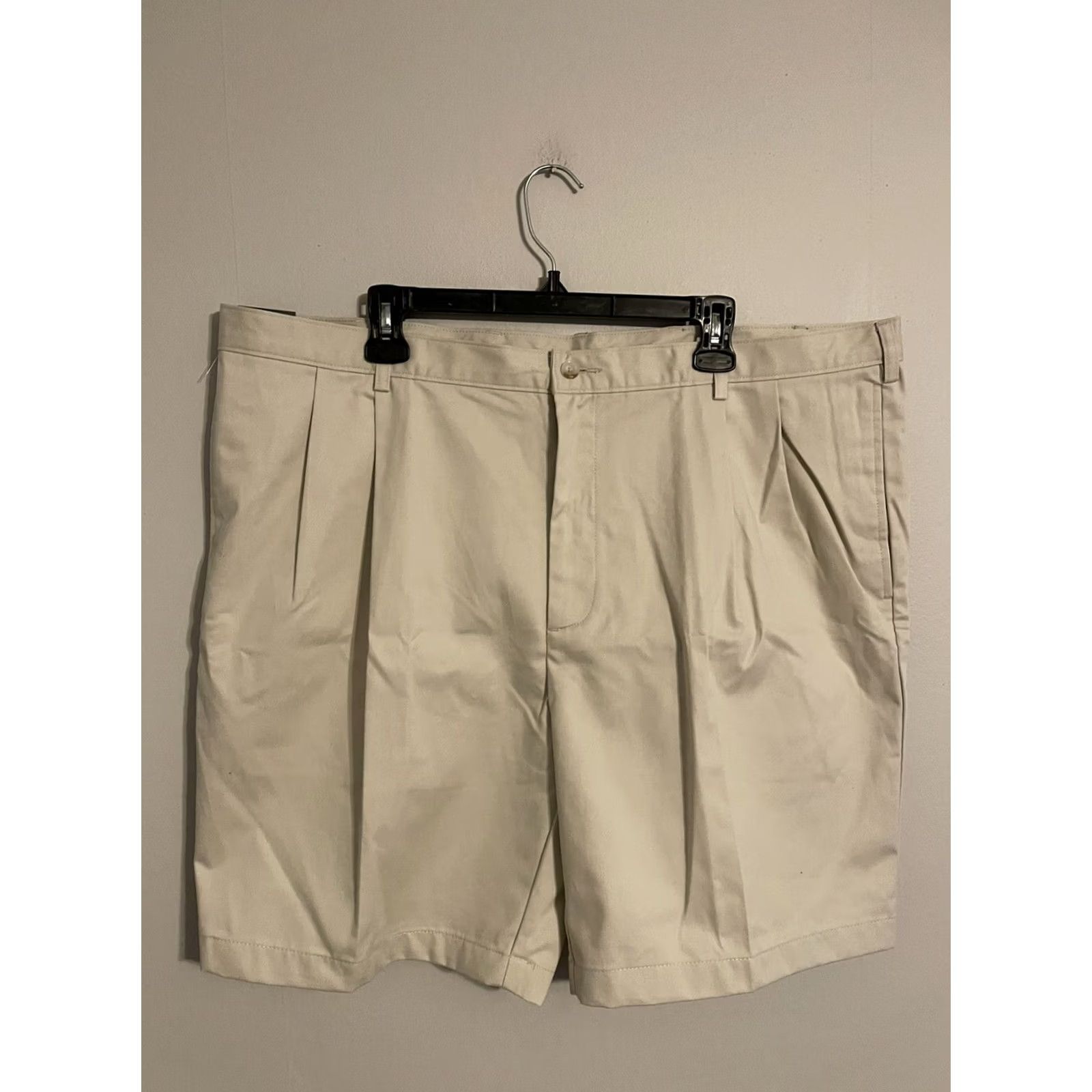 Jos. A. Bank Jos. A. Bank Traveler's Collection Shorts Men's 44 Pleated Front Khaki Beige Cotton New Size US 44 / EU 60 - 3 Thumbnail