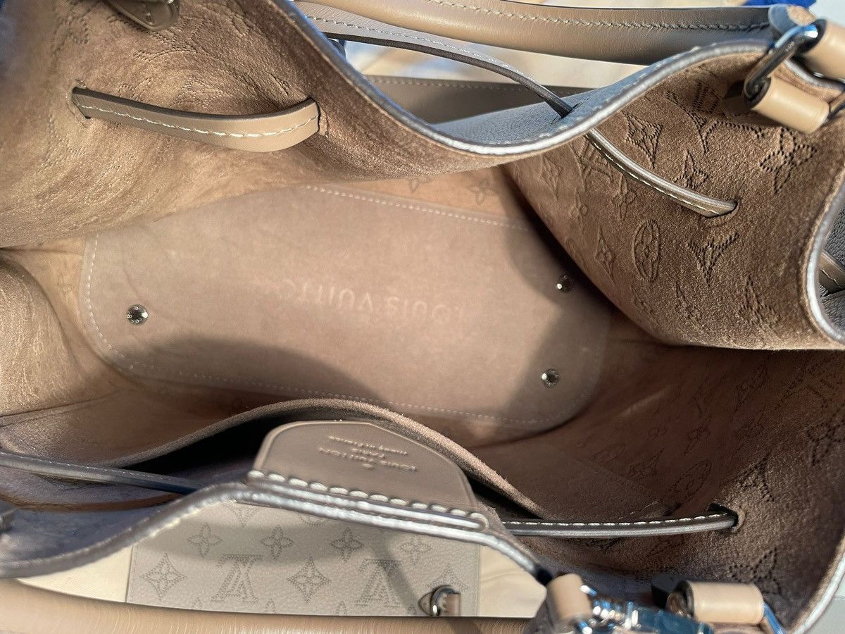 Louis Vuitton Louis Vuitton Monogram Mahina Galet Size ONE SIZE - 5 Thumbnail