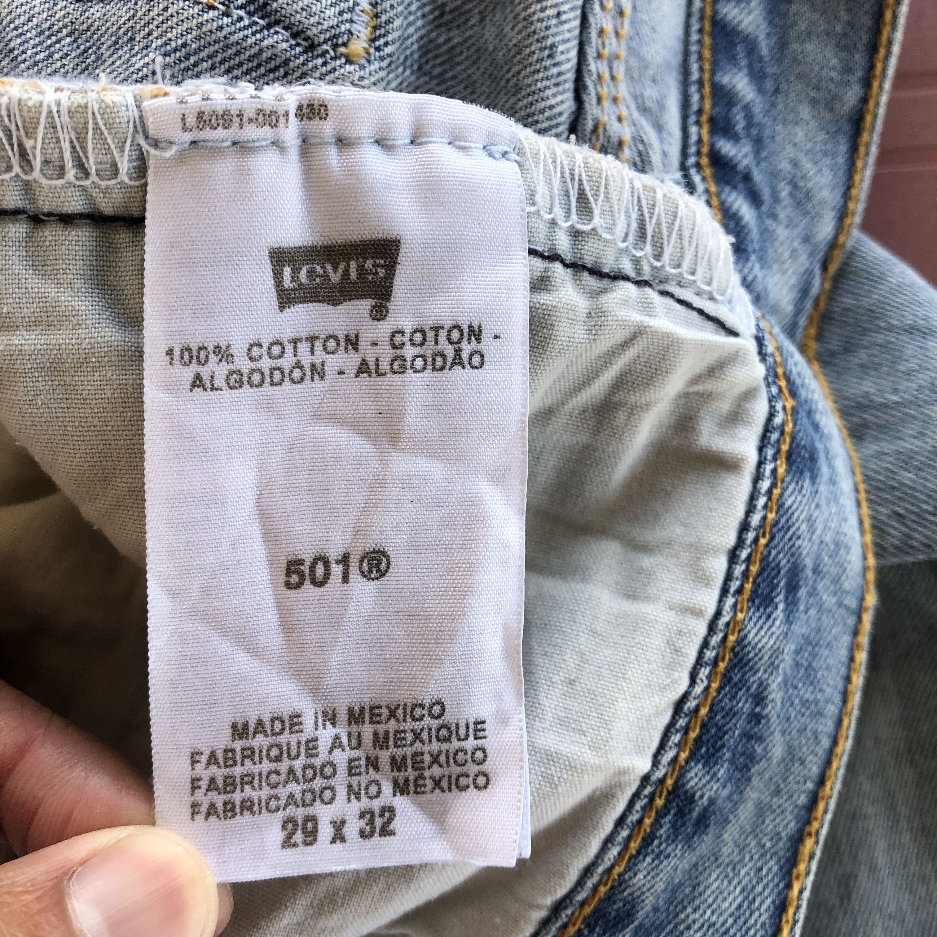 Levi's Vintage Distressed Levis 501 Jeans Levi's Light Wash Denim Size 24" / US 00 / IT 34 - 7 Thumbnail