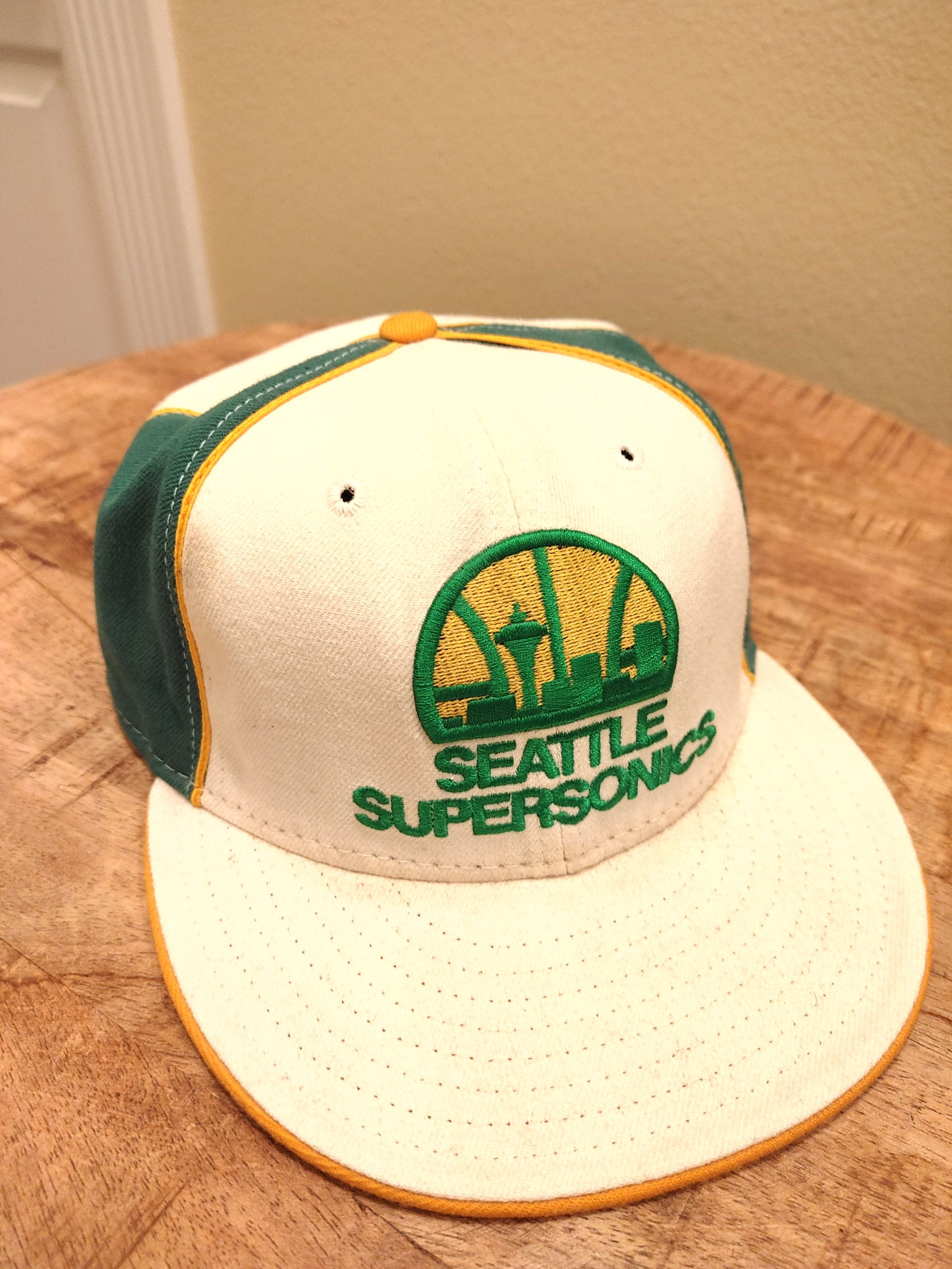 image of Seattle Super Sonics 90 2000S New Era Hat 7 1/8 in Green/Yellow, Men's