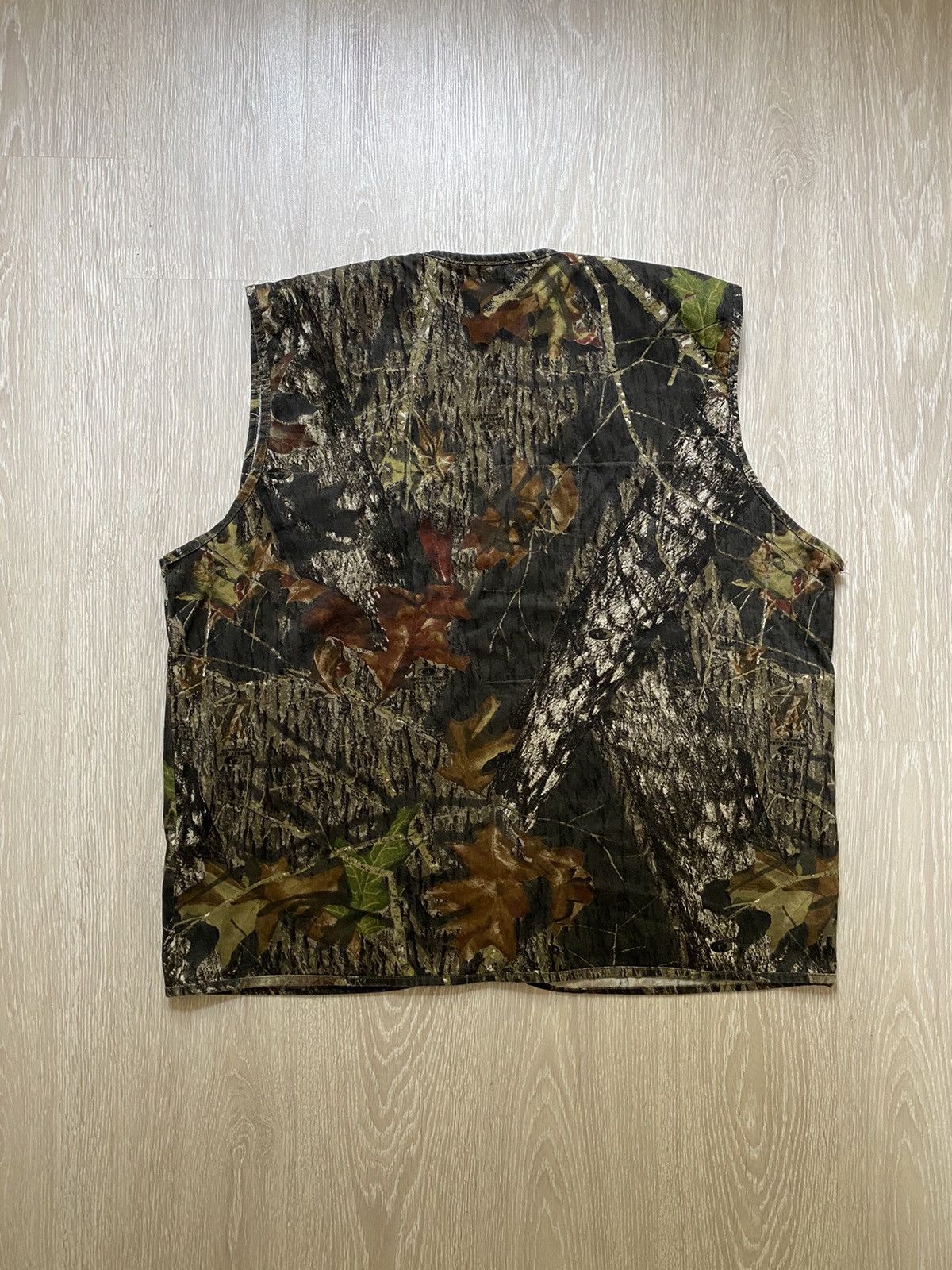 Vintage Vintage Camo Vest Realtree Streetwear Y2K Size US XXL / EU 58 / 5 - 8 Thumbnail