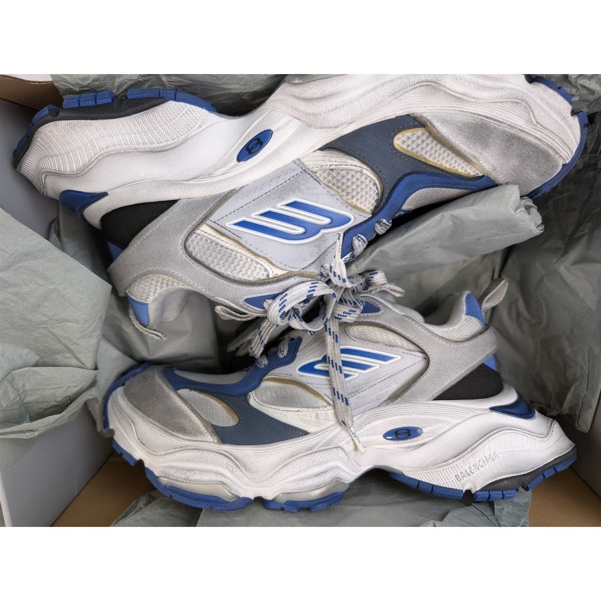 Balenciaga o1rshd1 Suede Mesh Cargo Sneakers in Grey/White/Blue Size US 10 / EU 43 - 20 Thumbnail
