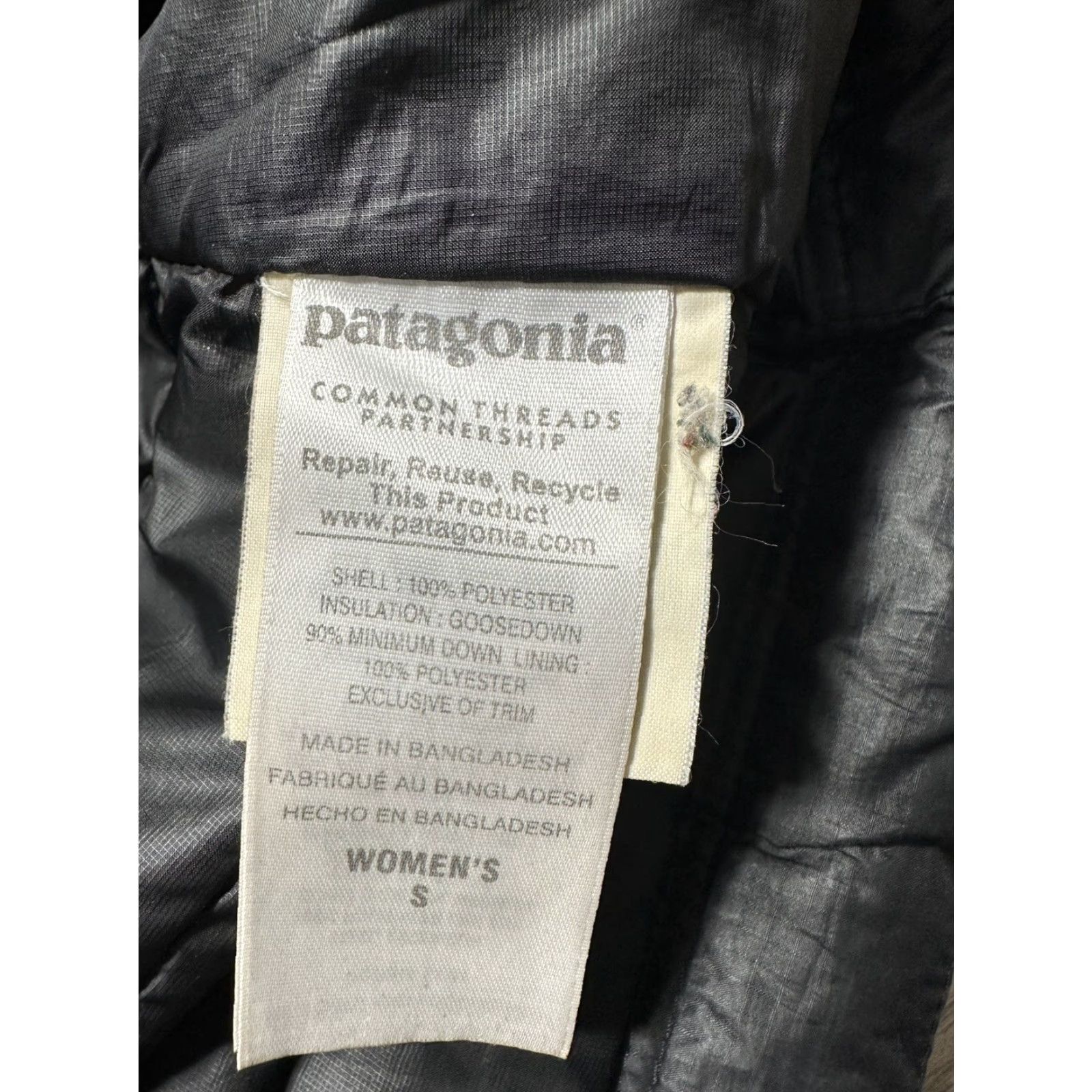 Patagonia Patagonia Down Sweater Puffer Jacket Black Womens S Size S / US 4 / IT 40 - 6 Thumbnail