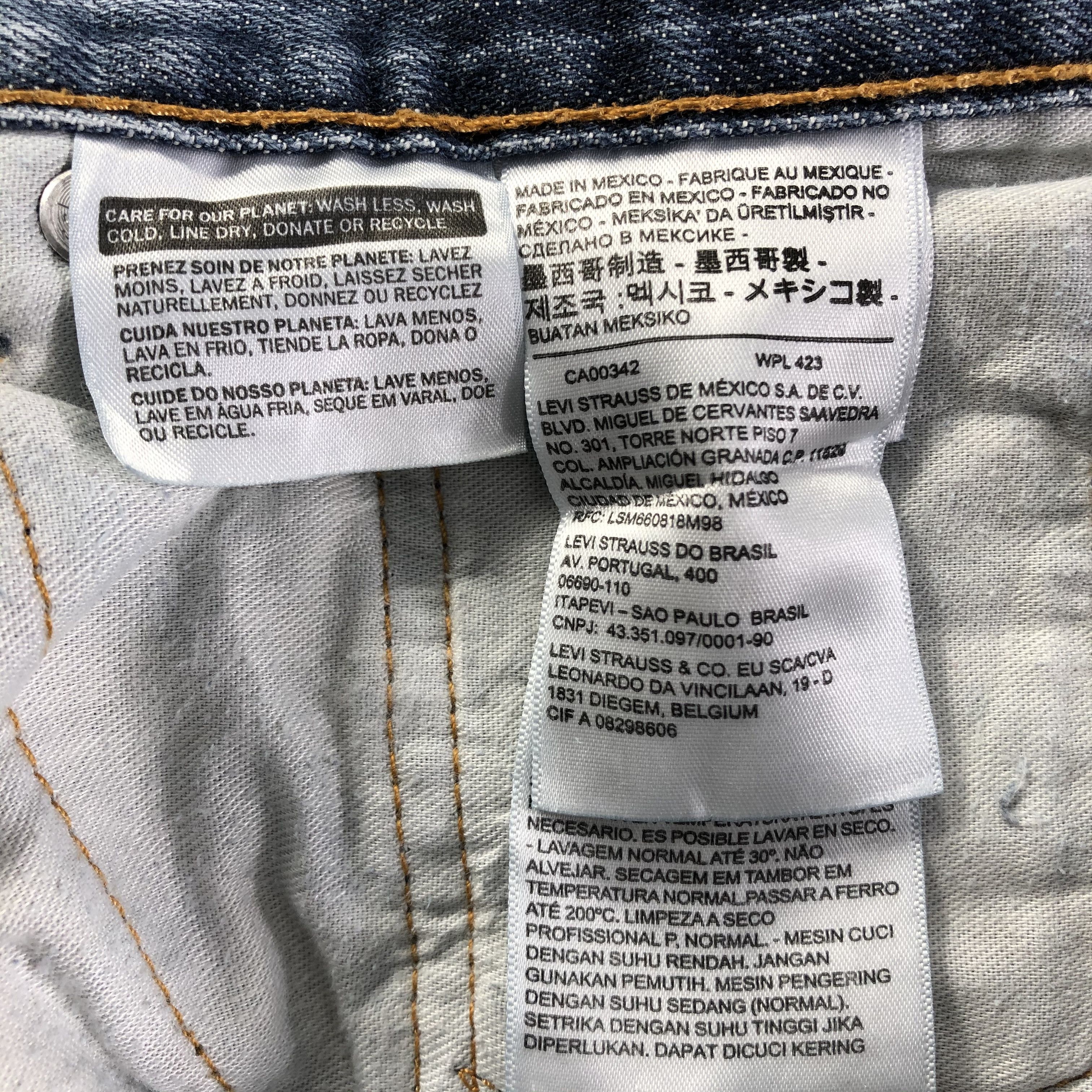 Levi's Vintage Blue Wash Levis 559 Jeans-J4522 Size US 31 - 11 Thumbnail