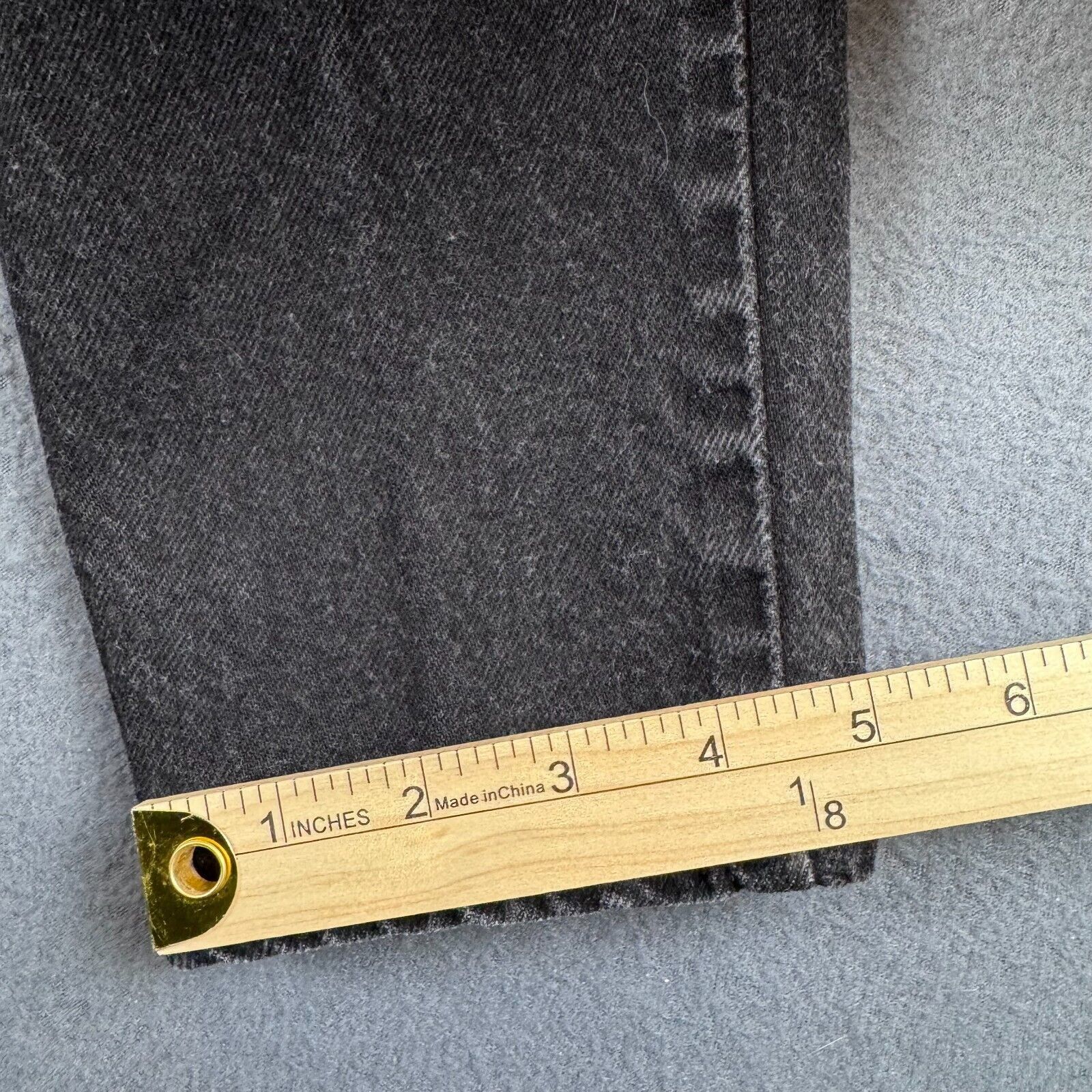 Levi's Levi's 521 Jeans Womens 6P Black Tapered Fit MADE IN USA Size 24" / US 00 / IT 34 - 9 Thumbnail