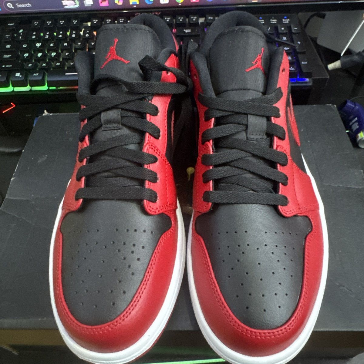 Jordan Brand JORDAN 1 LOW REVERSE BRED Size US 11 / EU 44 - 2 Thumbnail