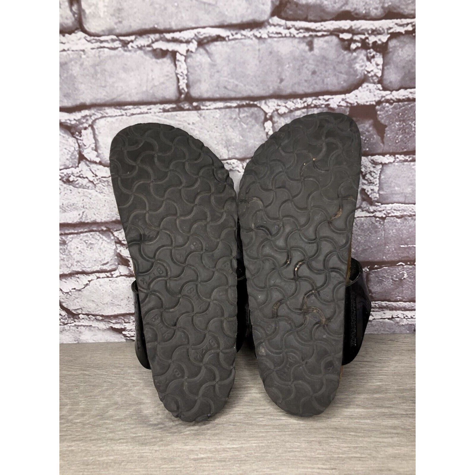 Birkenstock Birkenstock Gizeh Black Patent Leather Cork Strap Sandals Wo Size US 6.5 / IT 36.5 - 22 Thumbnail