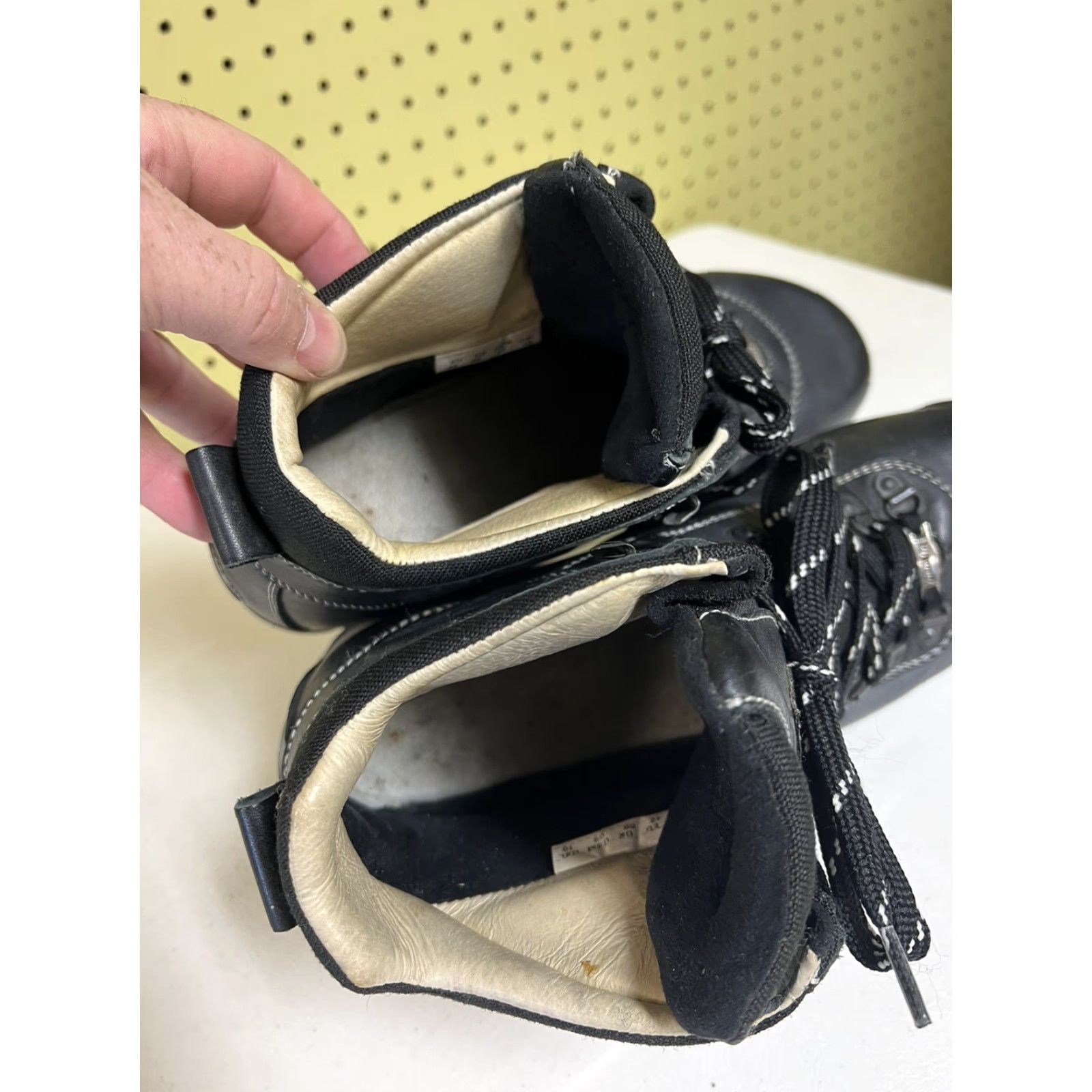 Vintage Dolomite Mens Sz 9 Womens Sz 10 Waterproof Trekking Hiking Boots Size US 8 / IT 38 - 7 Thumbnail