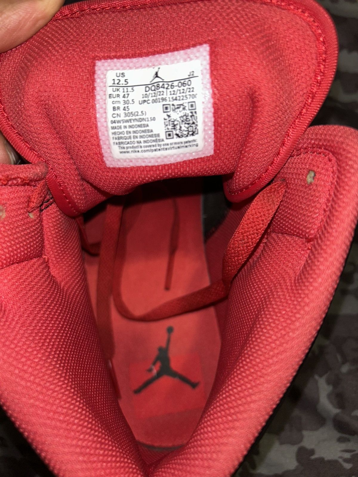 Nike Jordan 1 Mid Alternate Bred (2022) – Men’s US 12.5 Size US 12.5 / EU 45-46 - 7 Thumbnail
