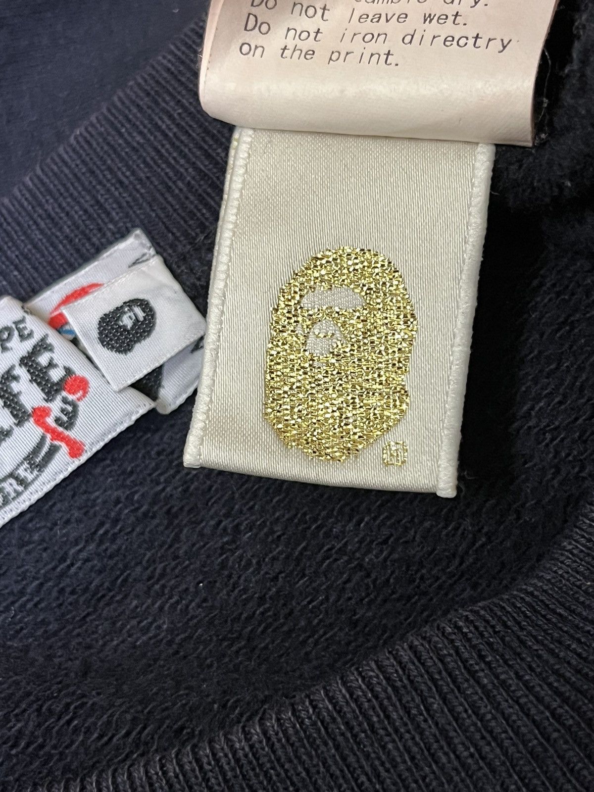 Bape A BATHING APE BAPE PIRATE STORE CREWNECK (2012) Size US M / EU 48-50 / 2 - 11 Thumbnail