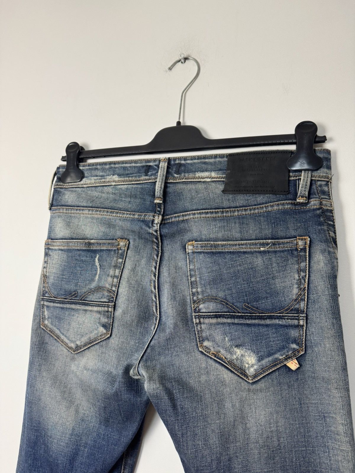 Japanese Brand Distressed Slim Fit Jeans Vintage Wash Denim Leather detail Size US 30 / EU 46 - 14 Thumbnail
