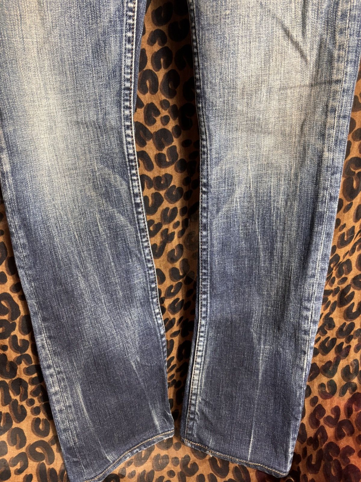 Hysteric Glamour Hysteric Glamour Rock Star w/stud distressed jeans Size 30" / US 8 / IT 44 - 9 Thumbnail