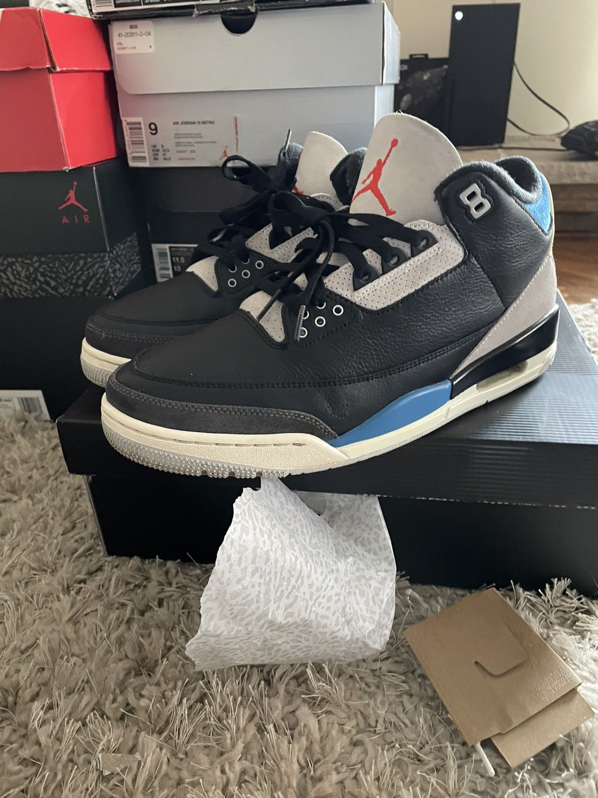 Jordan Brand Jordan 3 Rare Air Size US 11.5 / EU 44-45 - 1 Thumbnail