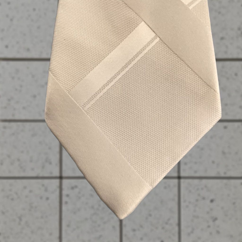 Vintage VINTAGE Superba Necktie Wide White Solid Plaid Textured Woven Tie 1970s 4.2x56 Men Dress Tie Size ONE SIZE - 1 Thumbnail