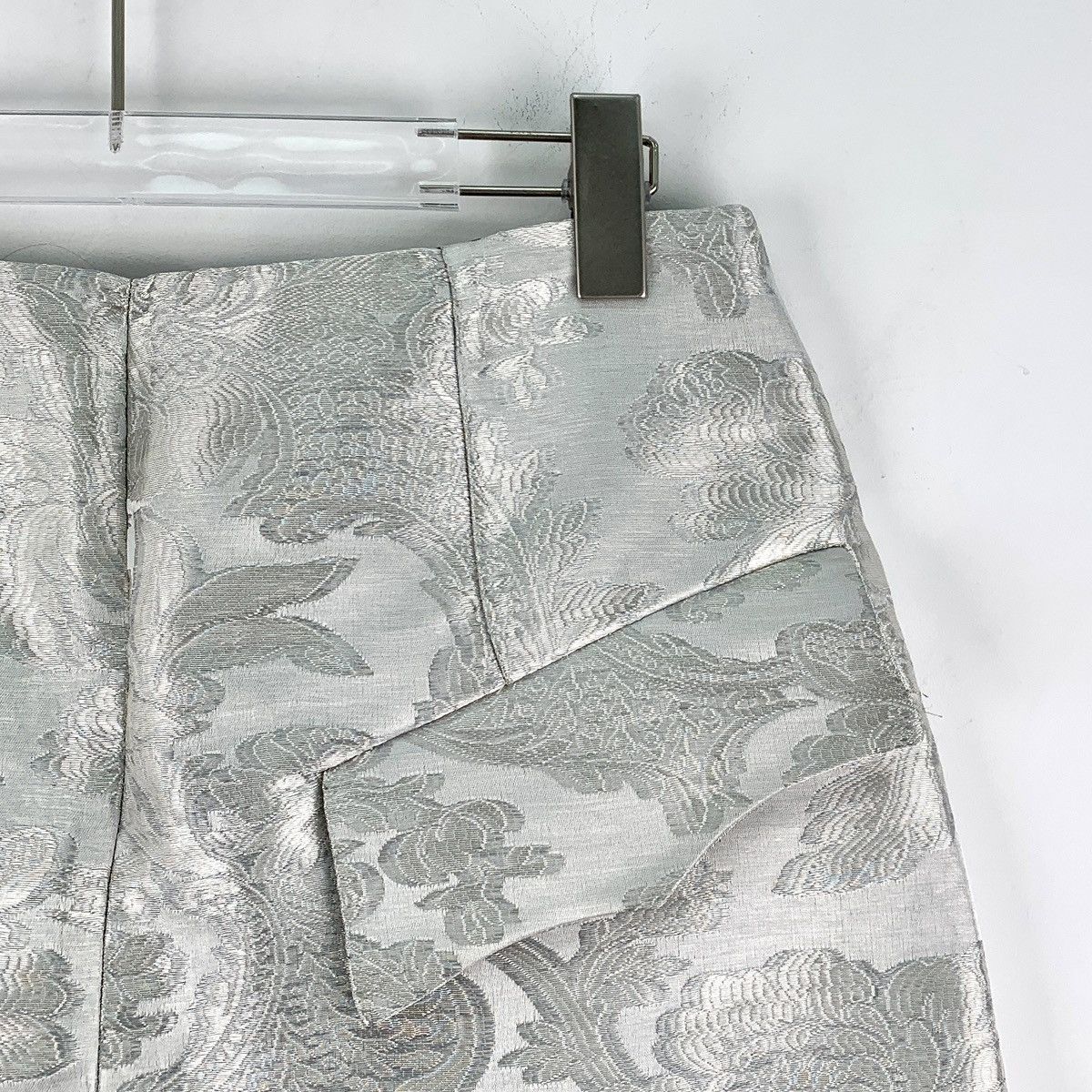 Louis Vuitton Louis Vuitton Silver Floral Embossed A-line Skirt K26WX Size 26" / US 2 / IT 38 - 3 Thumbnail