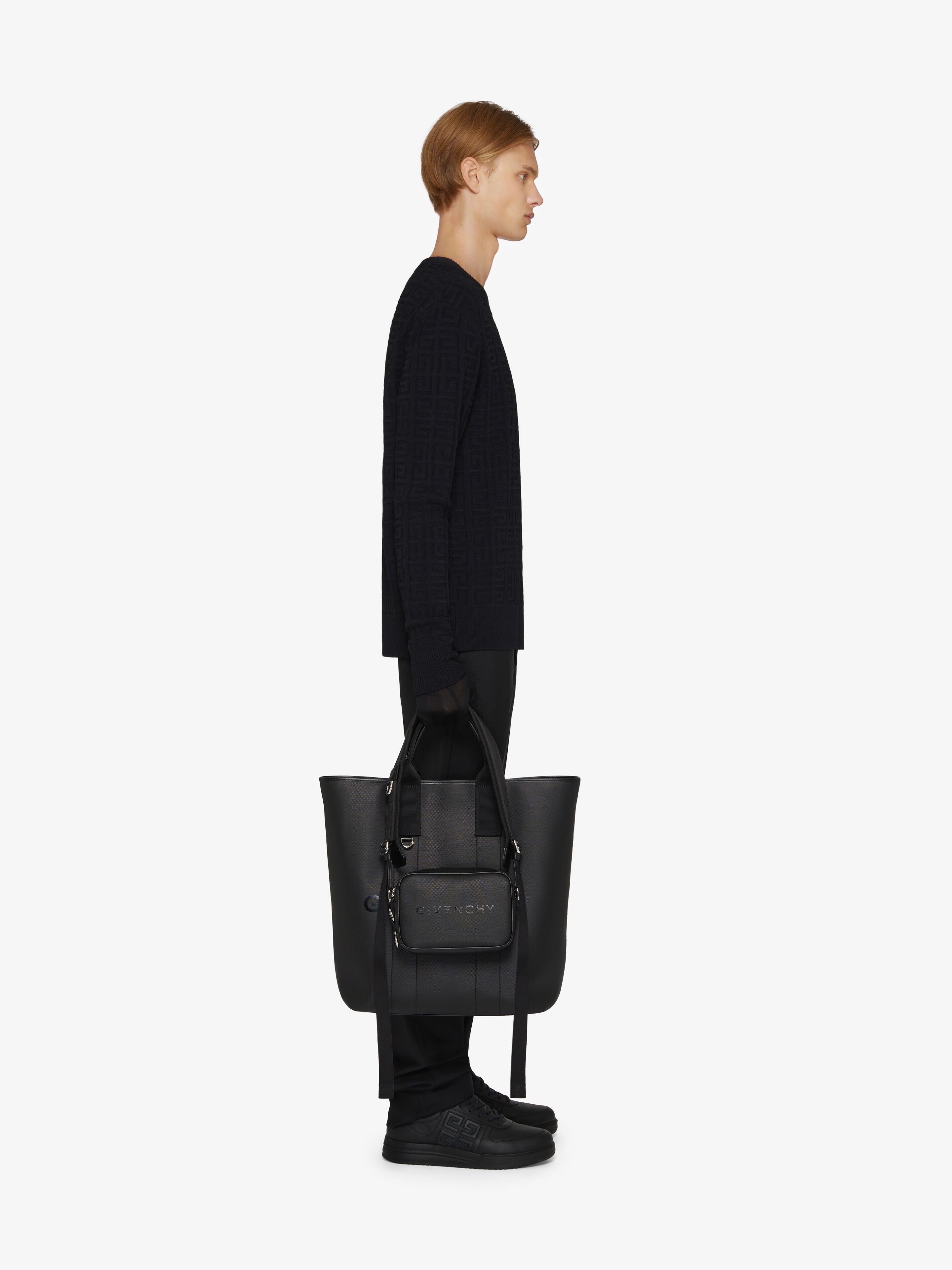 Givenchy o1srvl11e0125 Sweater in Black Size US M / EU 48-50 / 2 - 3 Thumbnail
