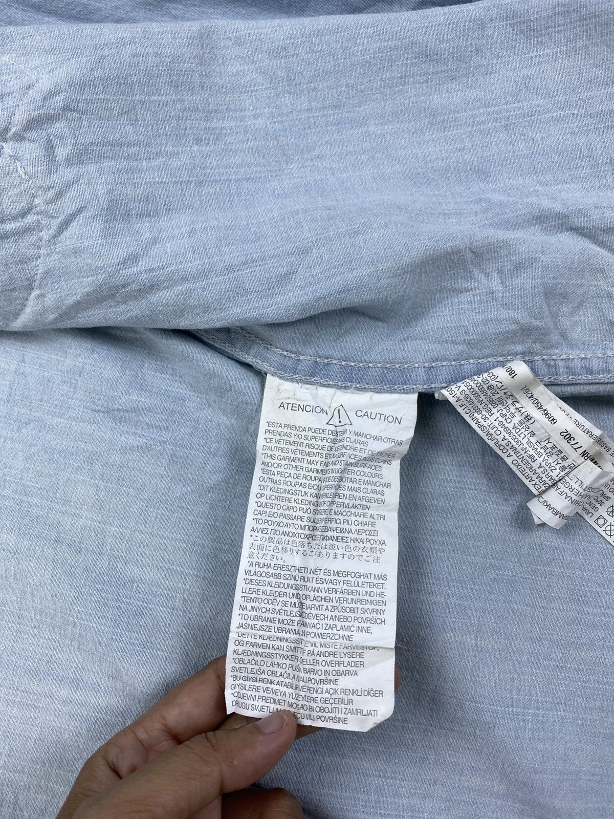 Japanese Brand × Zara Vintage The Zara Man Soft Blue Slim Fit Denim Shirt Size US M / EU 48-50 / 2 - 12 Thumbnail