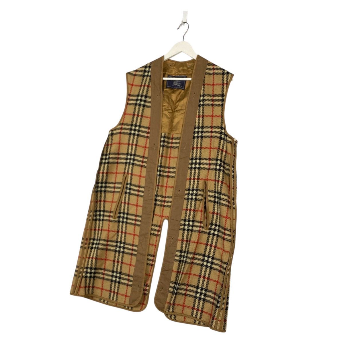 Burberry × Designer × Vintage Burberry vintage vest, Men's Fashion, Coats, Jackets Size ONE SIZE - 2 Thumbnail