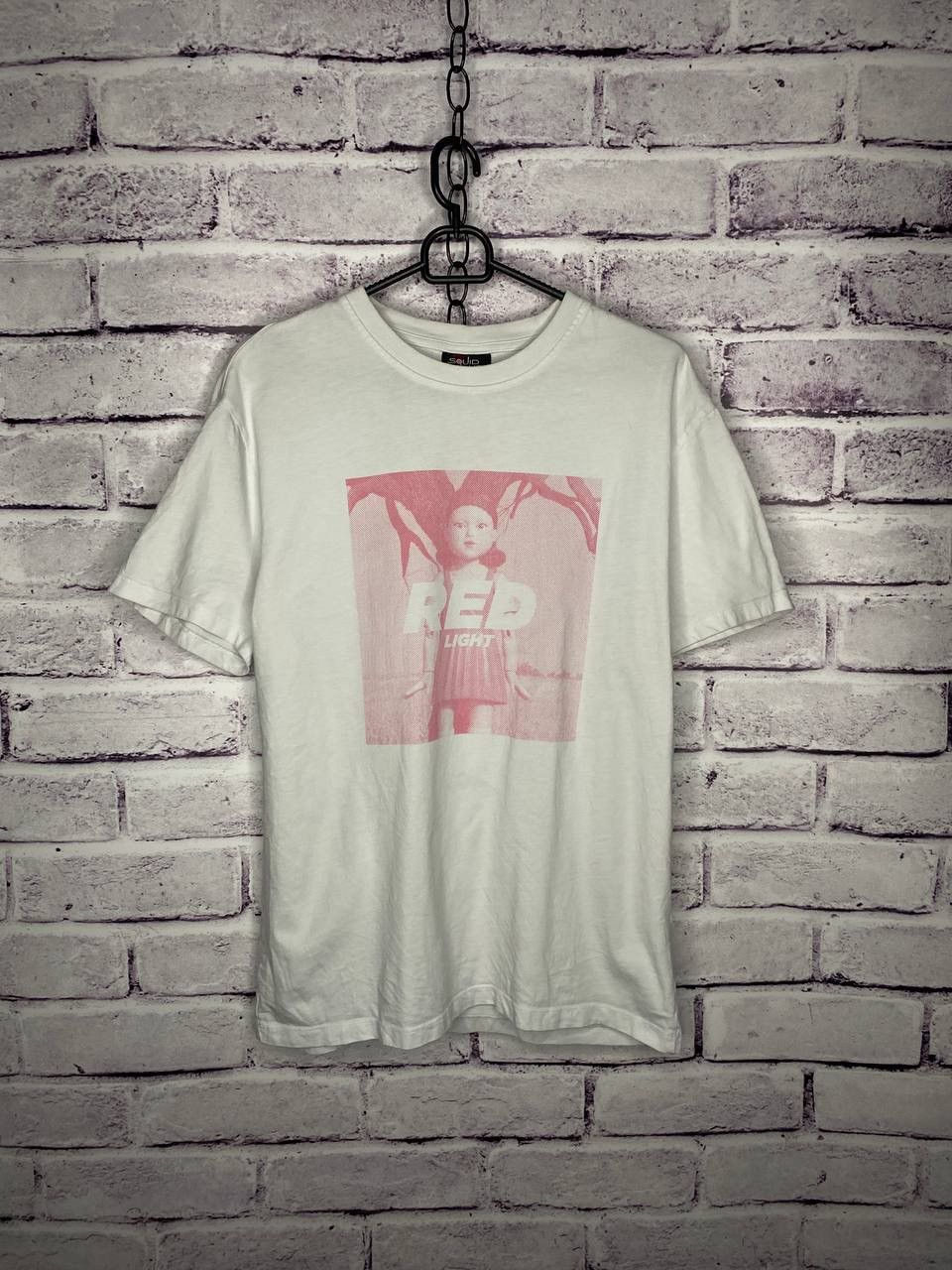 Japanese Brand Squid Game Red Light Green Light Netflix Promo Tee Shirt Size US XS / EU 42 / 0 - 1 Thumbnail
