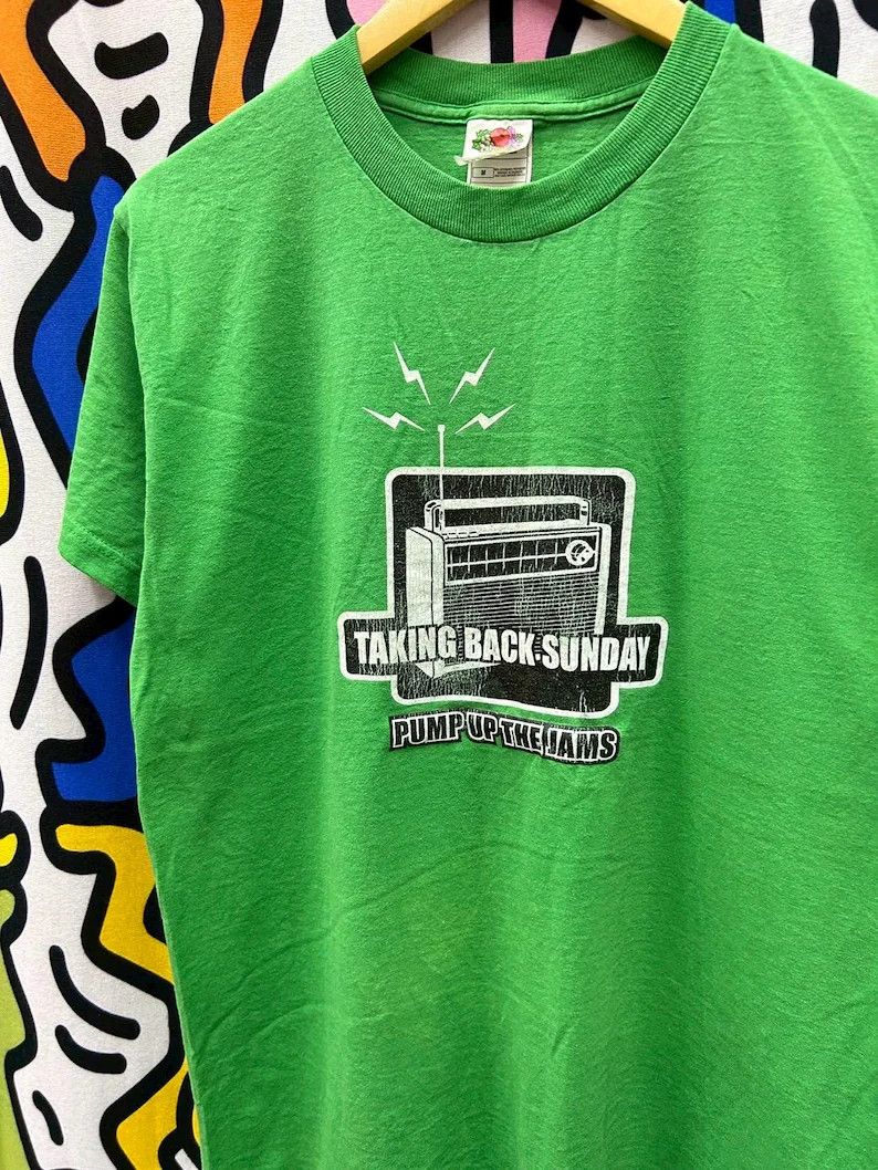 Band Tees Vintage 2000s Taking Back Sunday tshirt size M Size US M / EU 48-50 / 2 - 1 Thumbnail