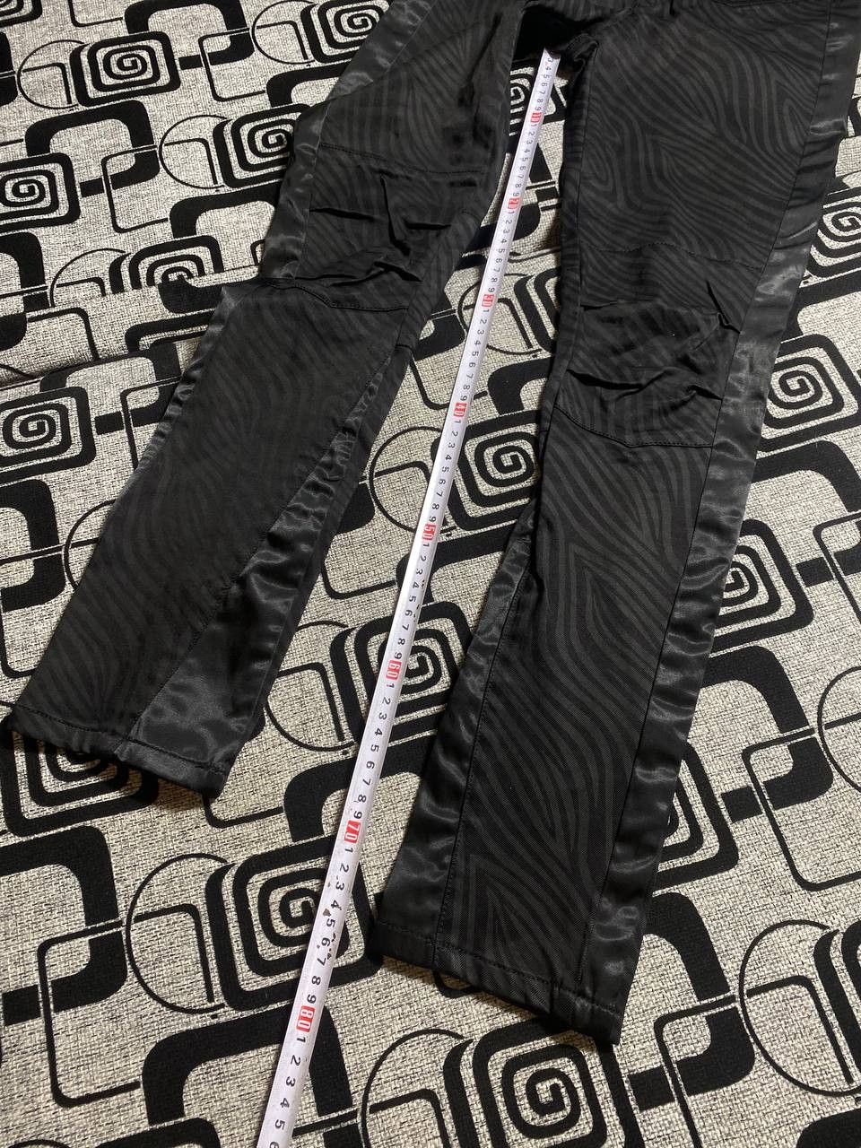 Japanese Brand Crazy Crash Dirty Baggy Faded Jean Japan Avant Garde Style Size US 26 / EU 42 - 13 Thumbnail