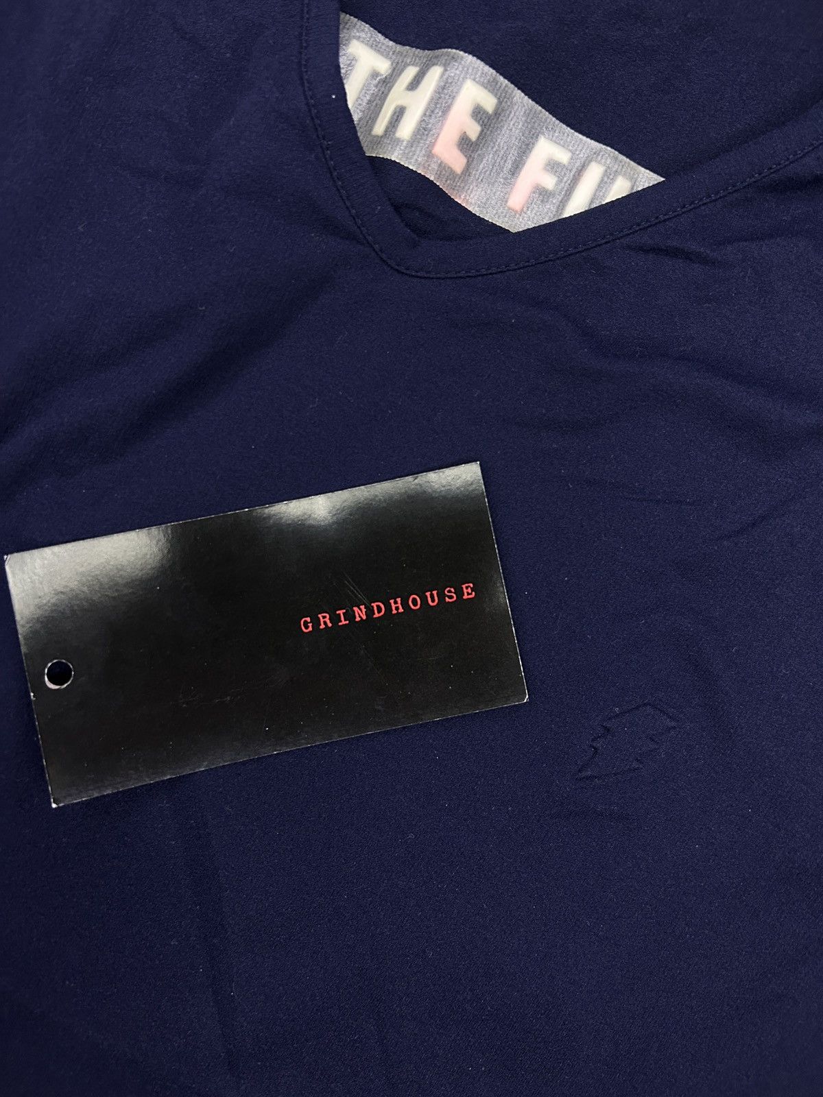 W&LT Kiss The Future Embossed Tshirt Size US L / EU 52-54 / 3 - 9 Thumbnail