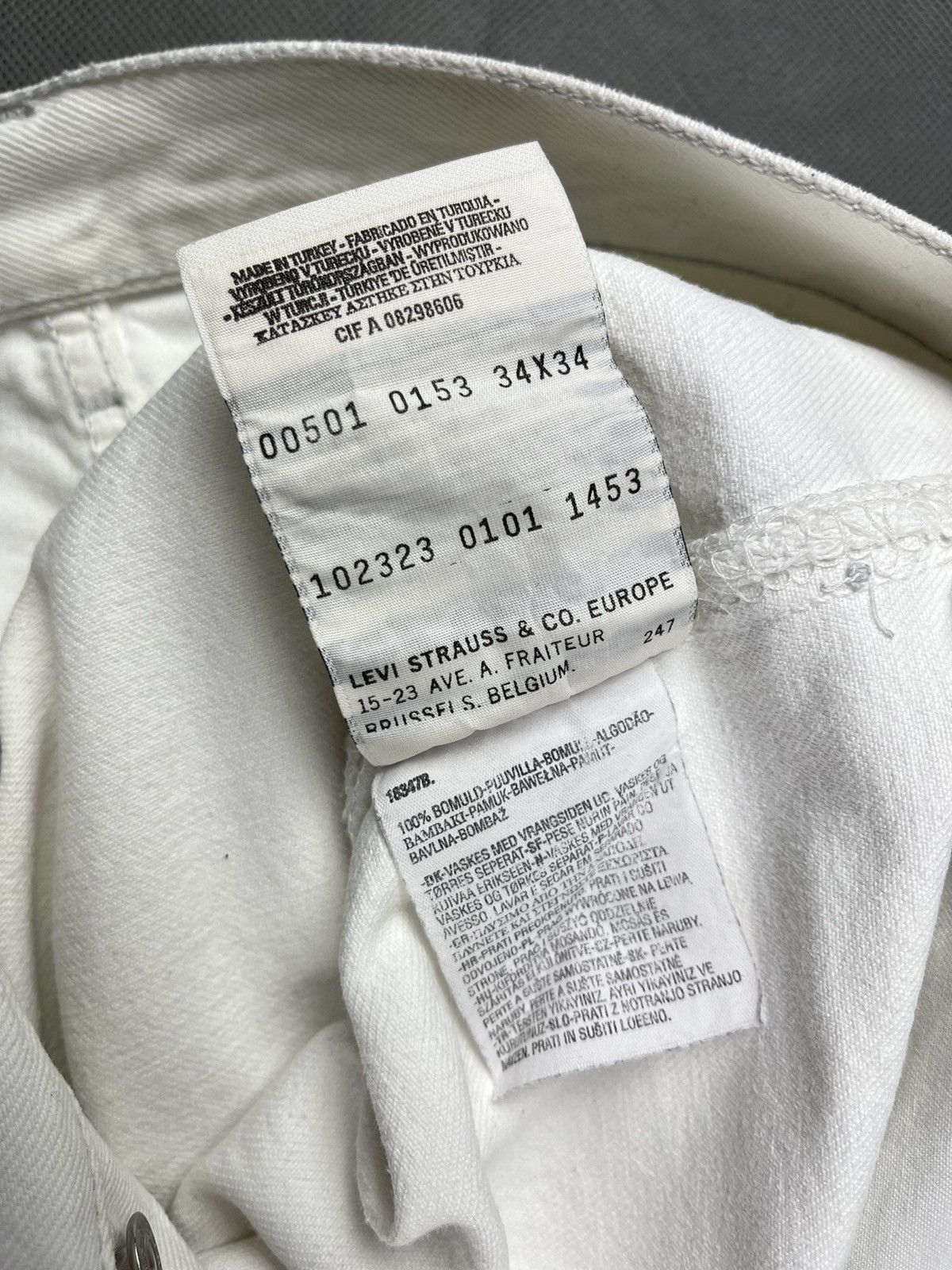Levi's Levi’s 501 jeans white denim 90s made in Belgium Size US 34 / EU 50 - 6 Thumbnail