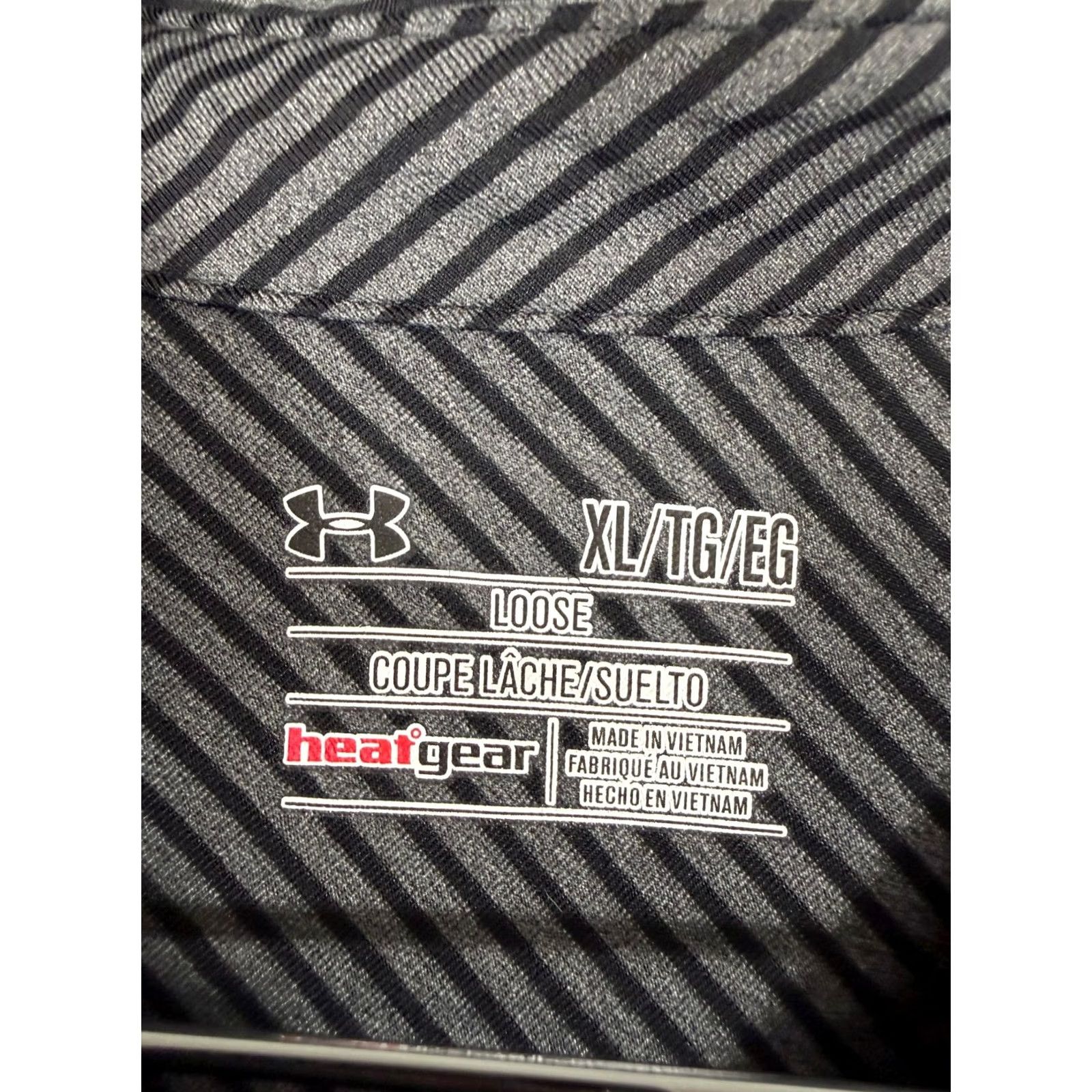 Under Armour Under Armour Polo Shirt Mens XL Gray Black Pinstriped Stretch HeatGear Loose Size US XL / EU 56 / 4 - 5 Thumbnail