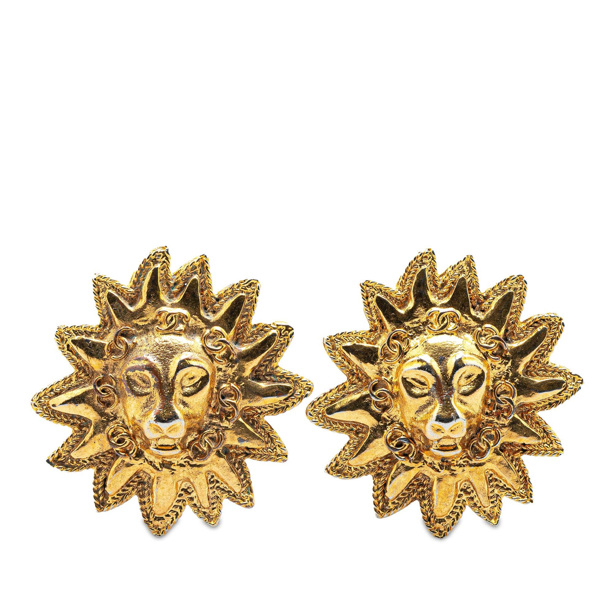 Chanel Chanel Gold Plated Lion Motif Clip On Earrings Gold Size ONE SIZE - 1 Thumbnail