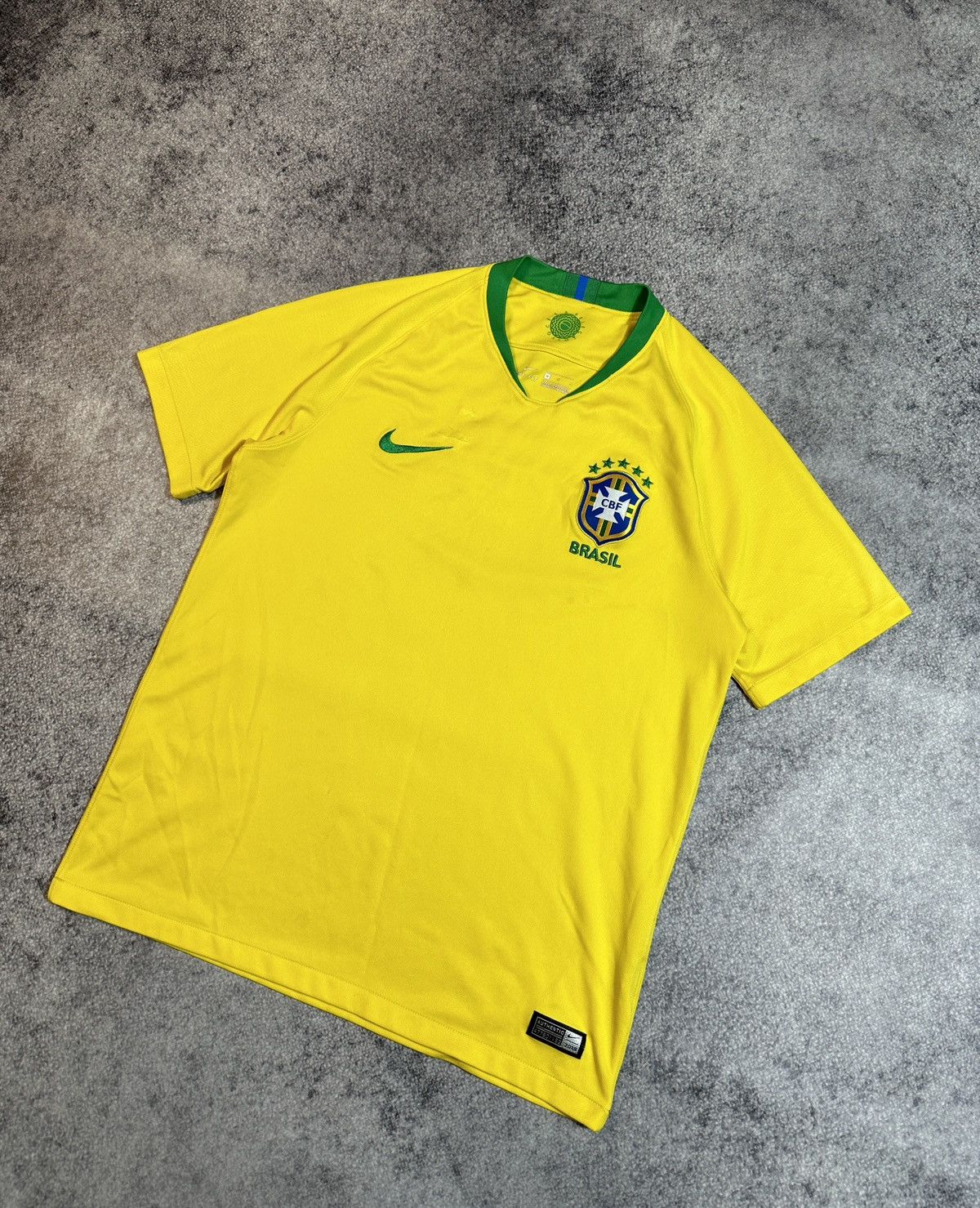 Nike × Vintage Vintage Nike Brazil Soccer Jersey Blokecore Style Rare M Size US M / EU 48-50 / 2 - 1 Thumbnail