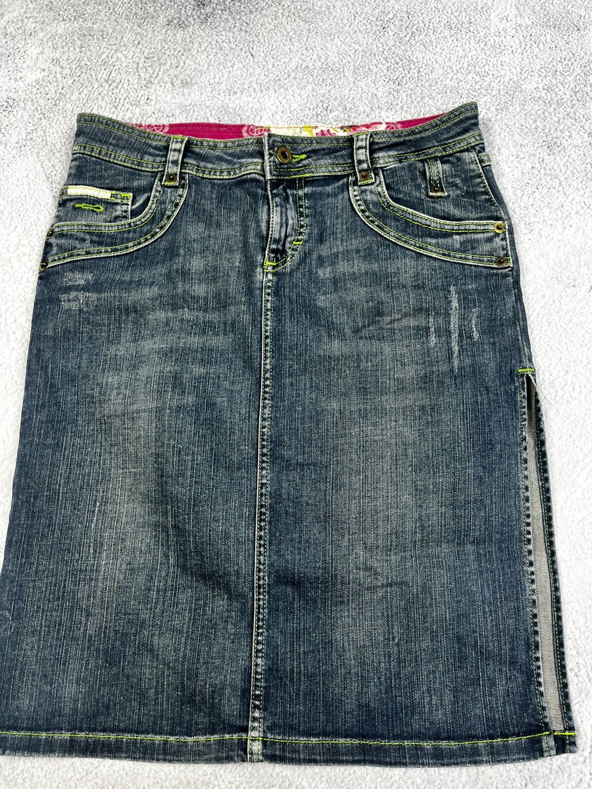 Dolce & Gabbana Dolce gabbana hysteric glamour skirt Size 27" / US 4 / IT 40 - 4 Thumbnail