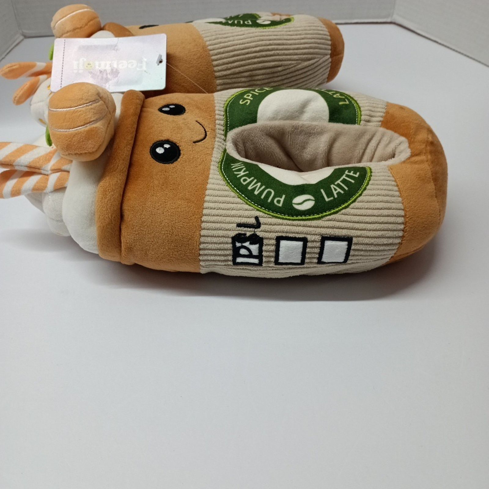 Other Feetmoji Women's Size 5-6 Cushioned Pumpkin Latte Slippers Size US 5 / IT 35 - 2 Thumbnail