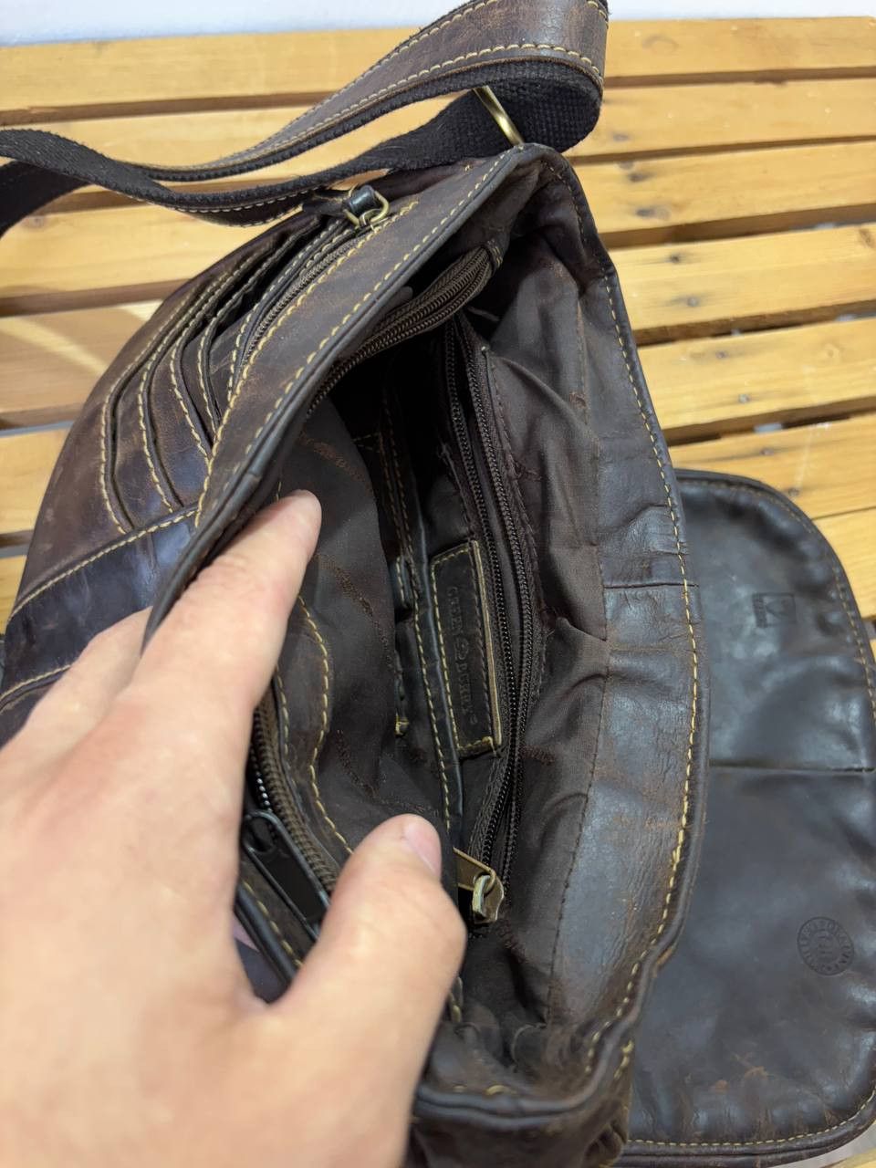 Handmade Handmade Diesel style Leather Y2K Vintage Fade Bag Size ONE SIZE - 7 Thumbnail