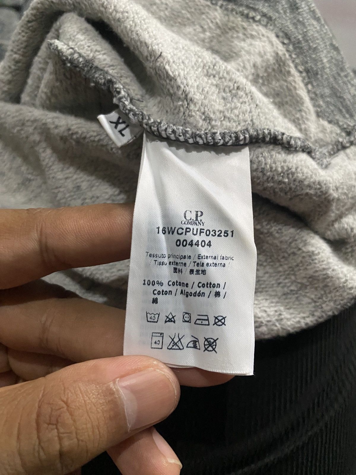 C.P. Company × Vintage Vintage CP Company Sweatshirt Size US XL / EU 56 / 4 - 4 Thumbnail