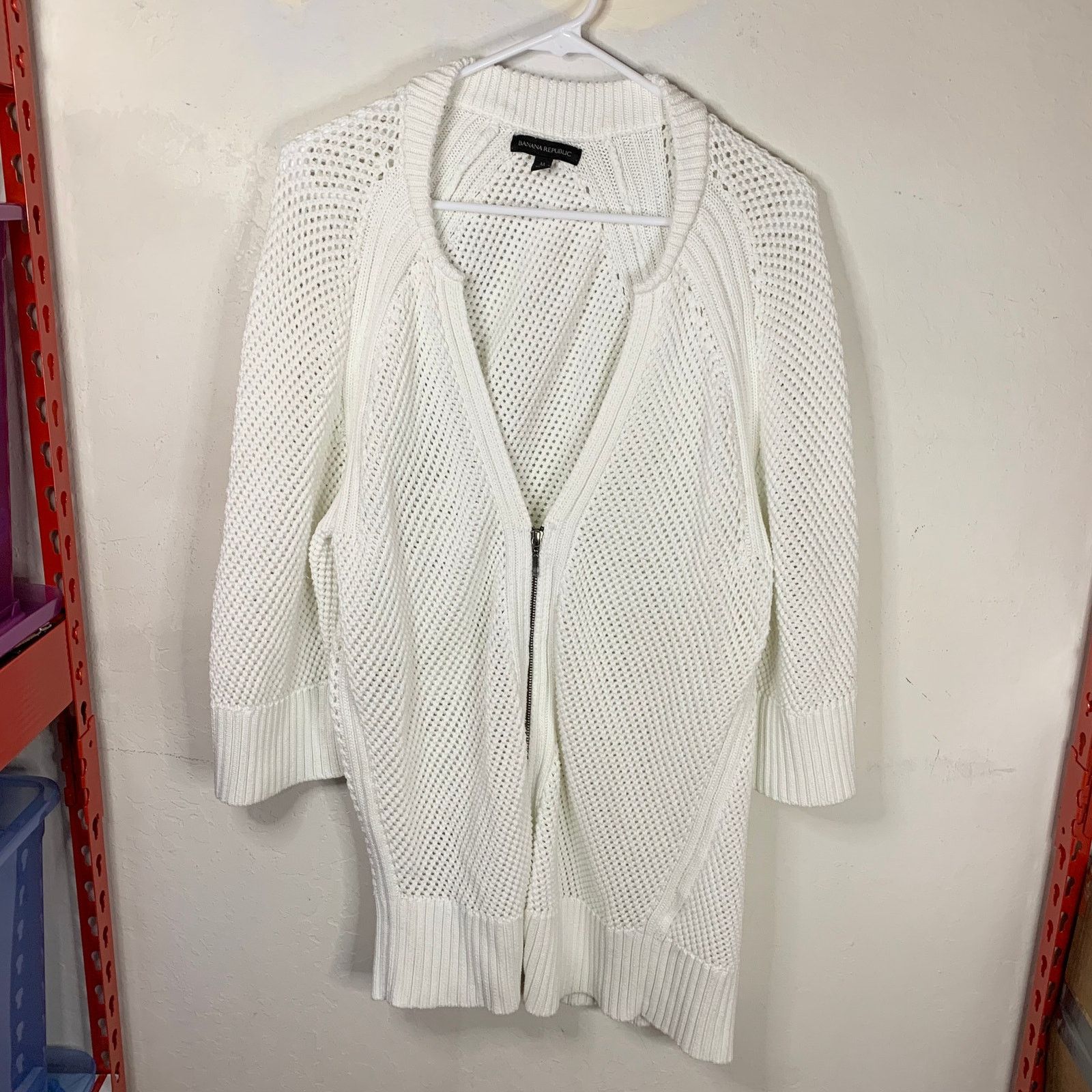 Banana Republic Banana Republic White Knit Sweater Size M Size M / US 6-8 / IT 42-44 - 1 Thumbnail