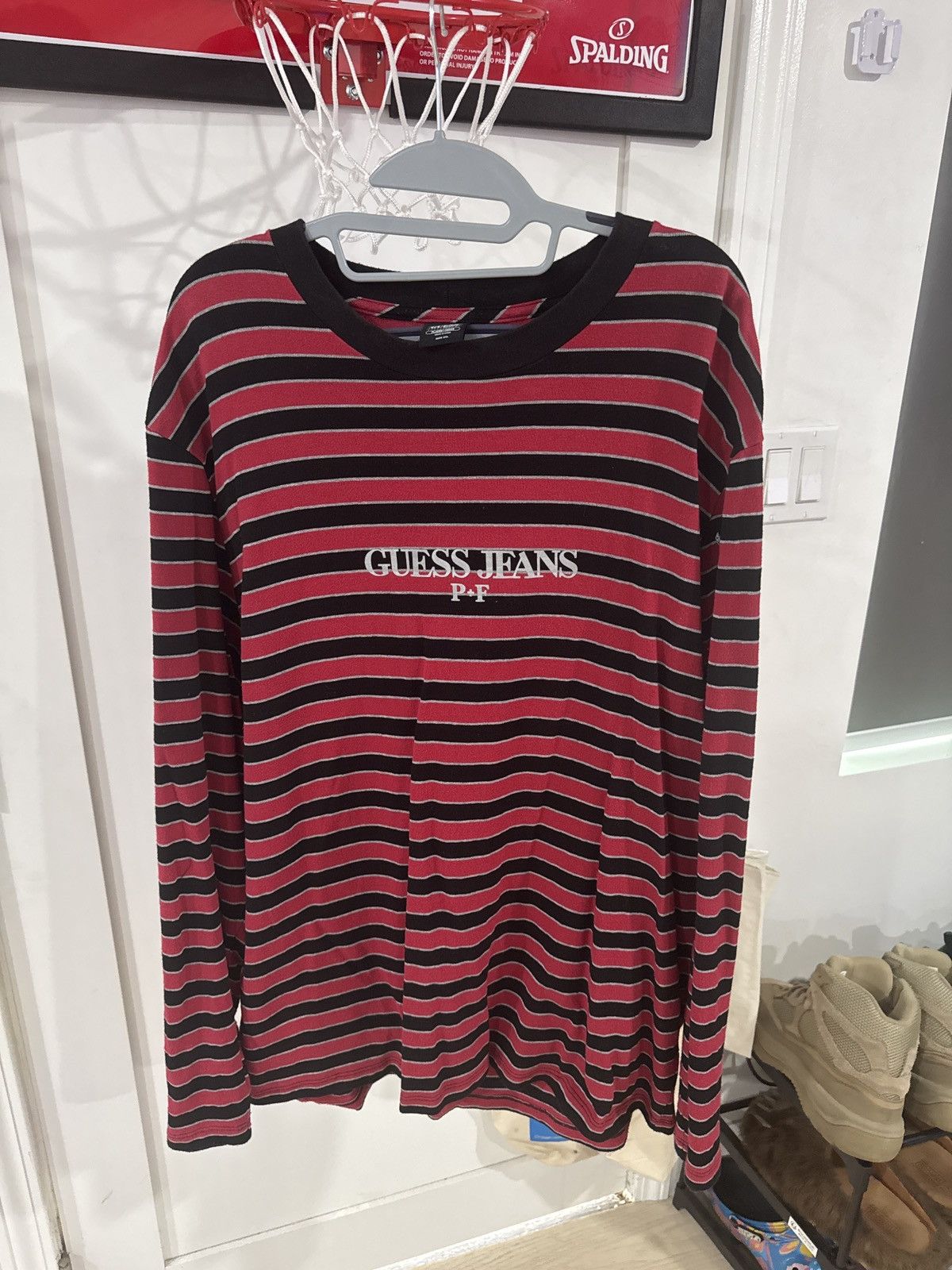 Guess × Places + Faces Guess Places + Faces Red Long sleeve Size US XXL / EU 58 / 5 - 2 Thumbnail