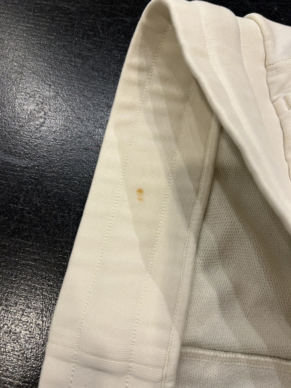 Moncler Moncler Sweatpants - Beige Size US 36 / EU 52 - 3 Thumbnail